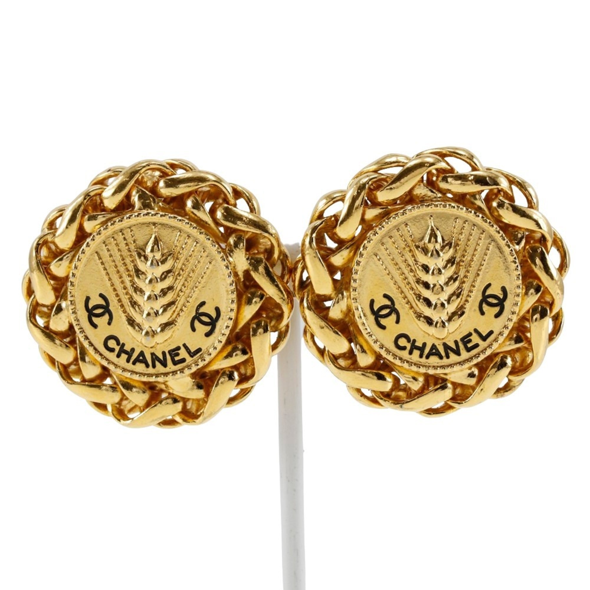CC Logo Clip-On Earrings Metal Gold-Tone Metal