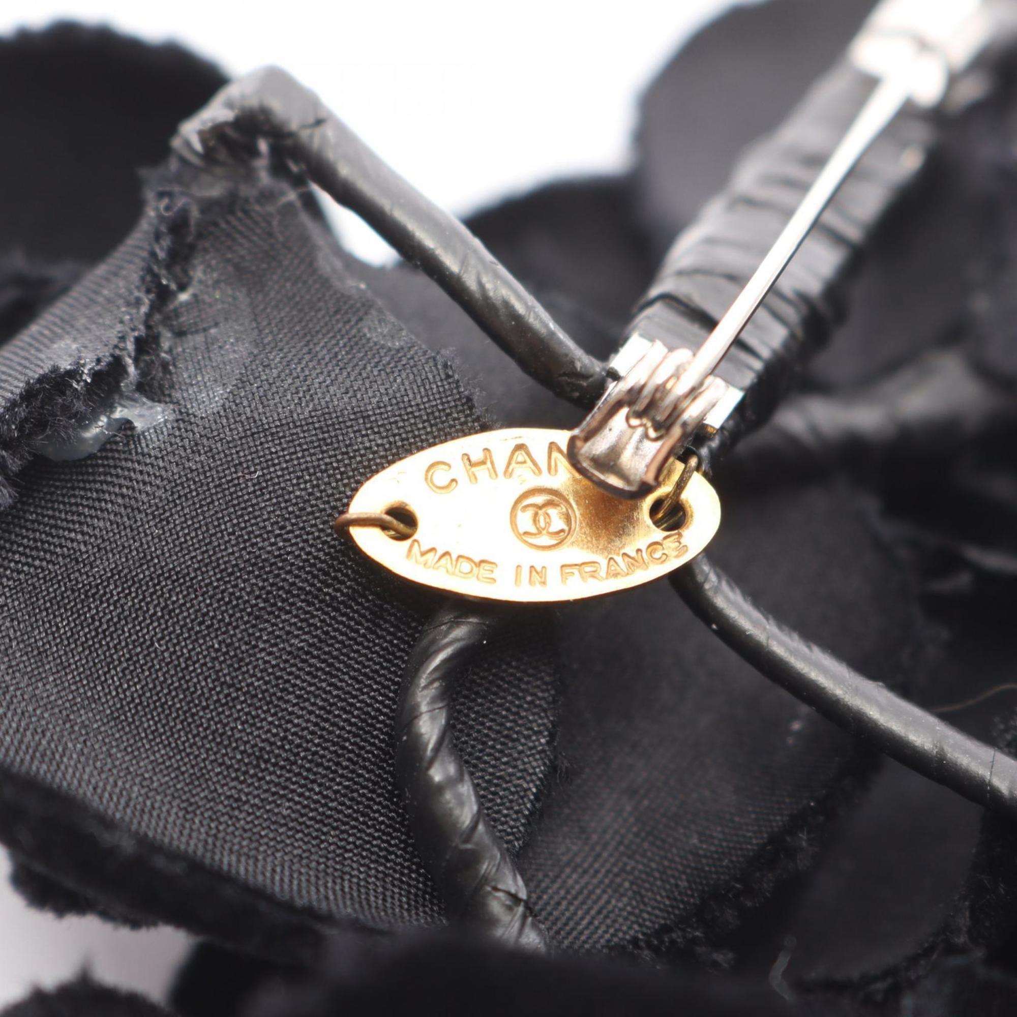 Camellia Brooch Fabric Black