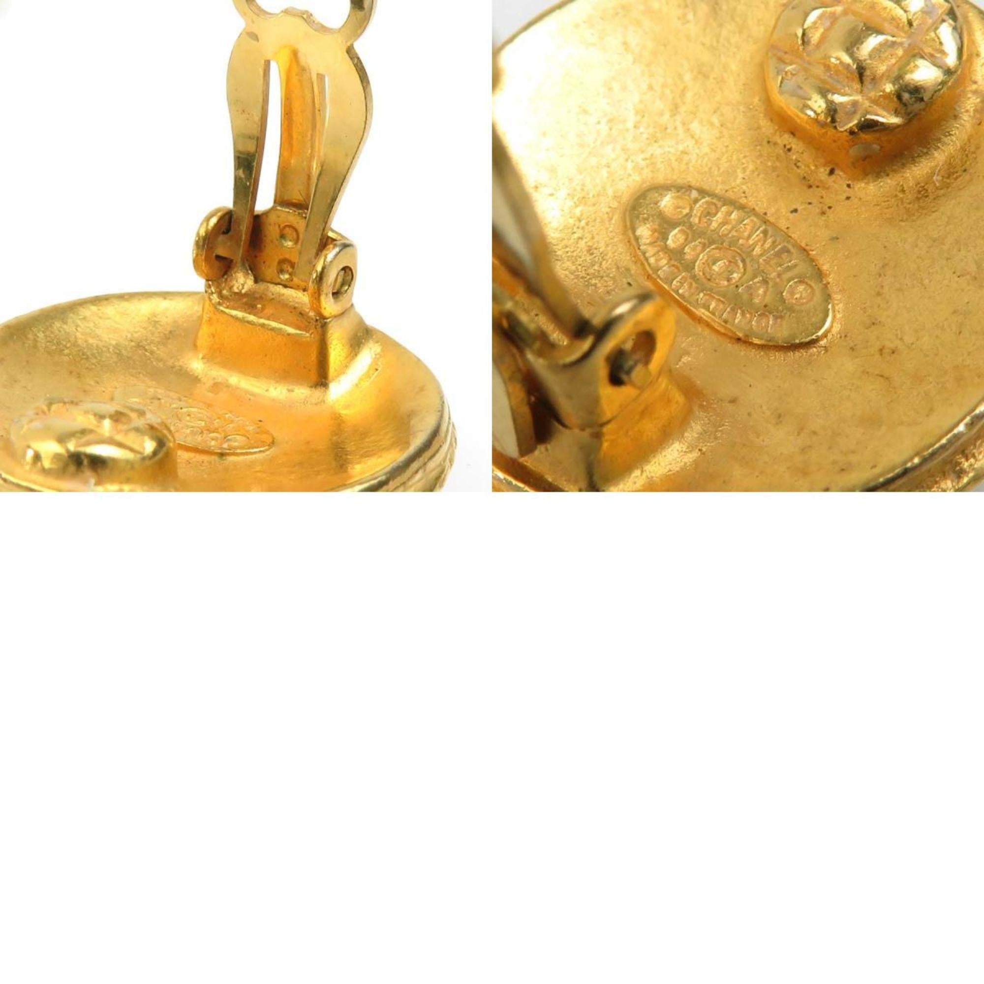 CC Logo Clip-On Earrings Gold-Tone Metal Gold-Tone Metal
