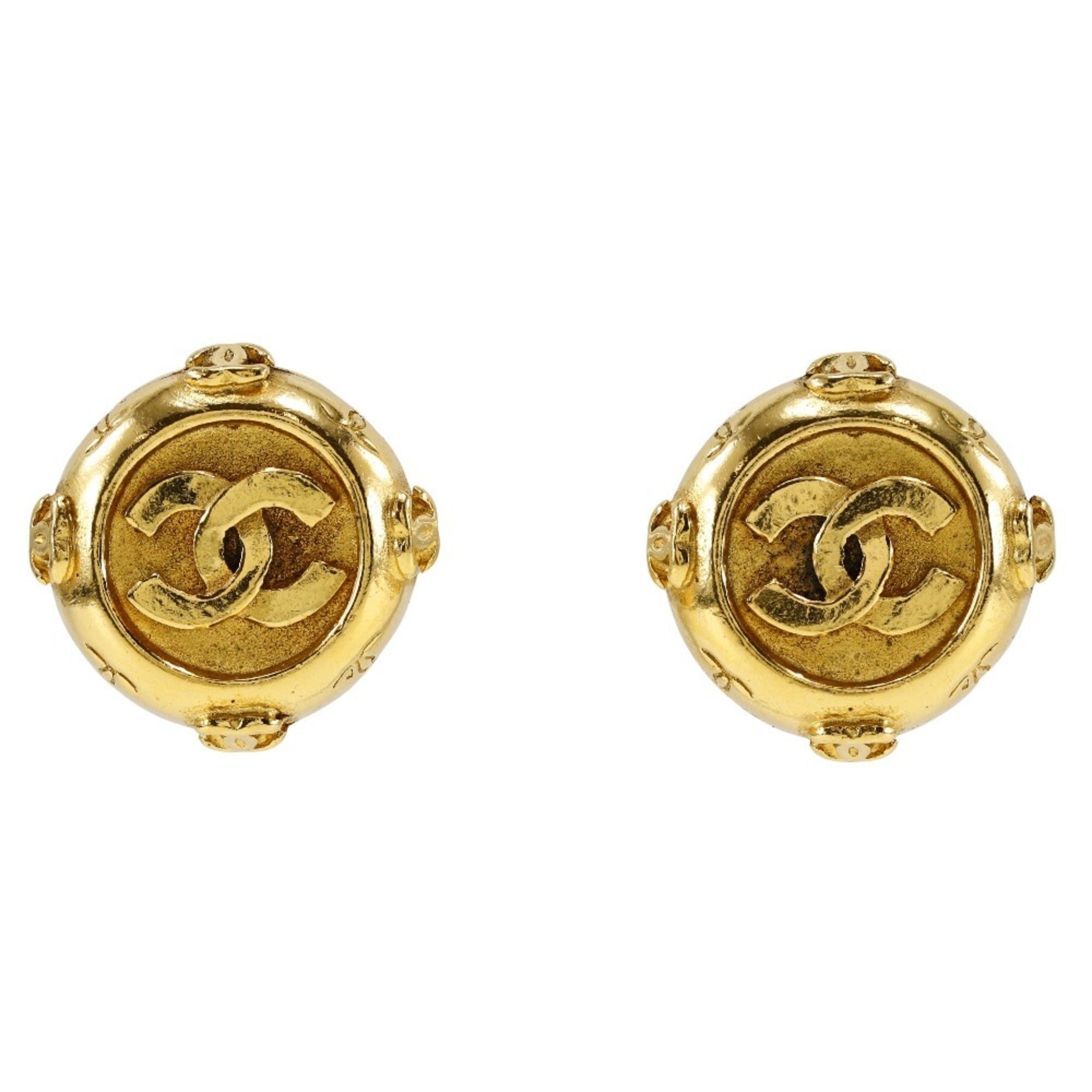 CC Logo Clip-On Earrings Metal Gold-Tone Metal