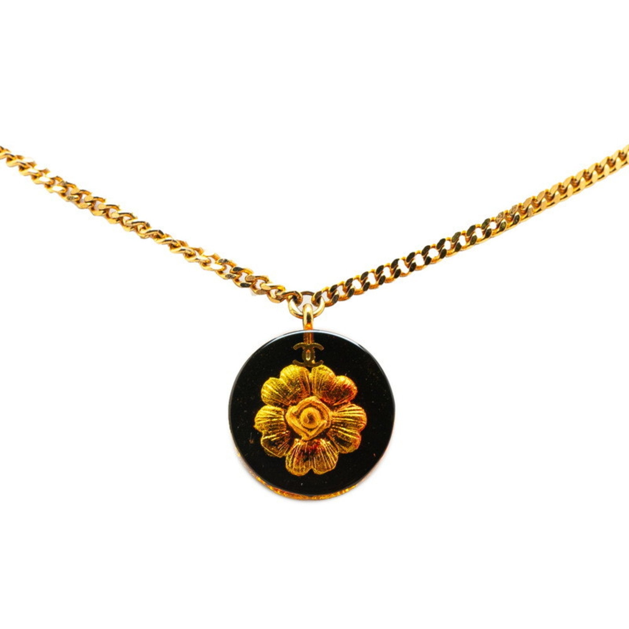 Camellia Round Pendant Necklace Gold Plated Plastic