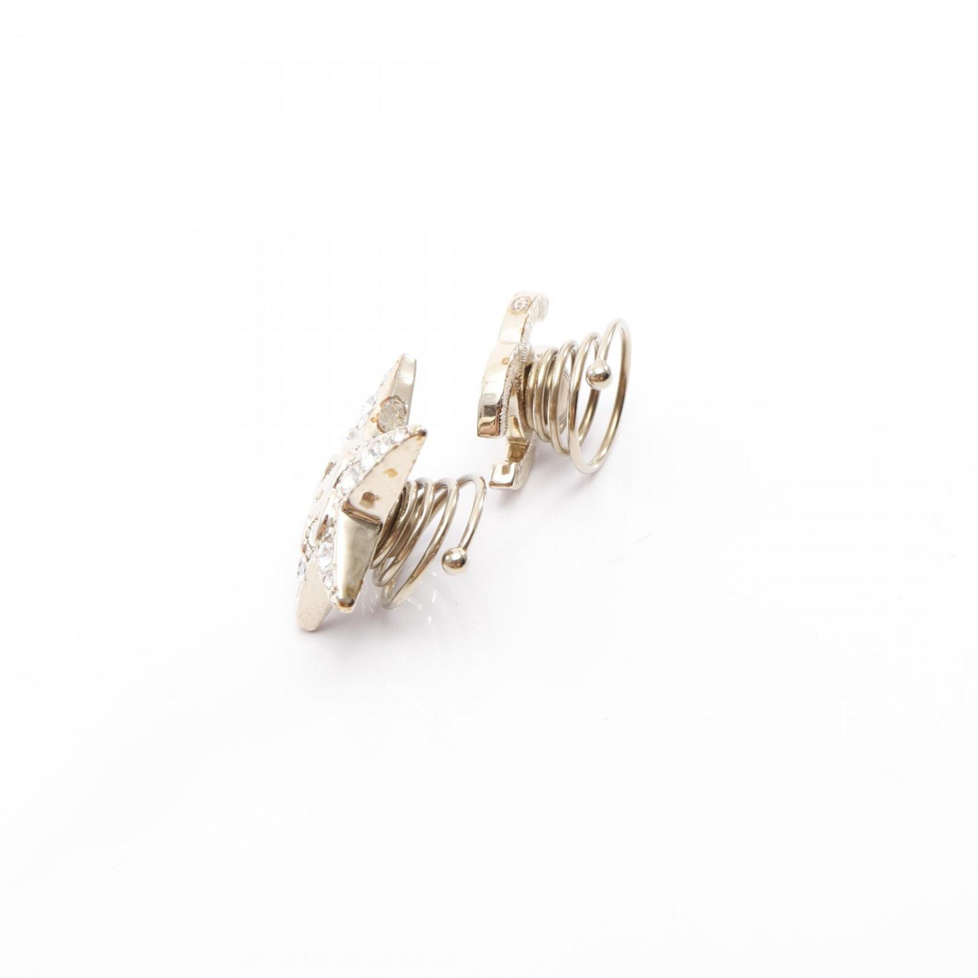 CC Logo Star Brooch Metal
