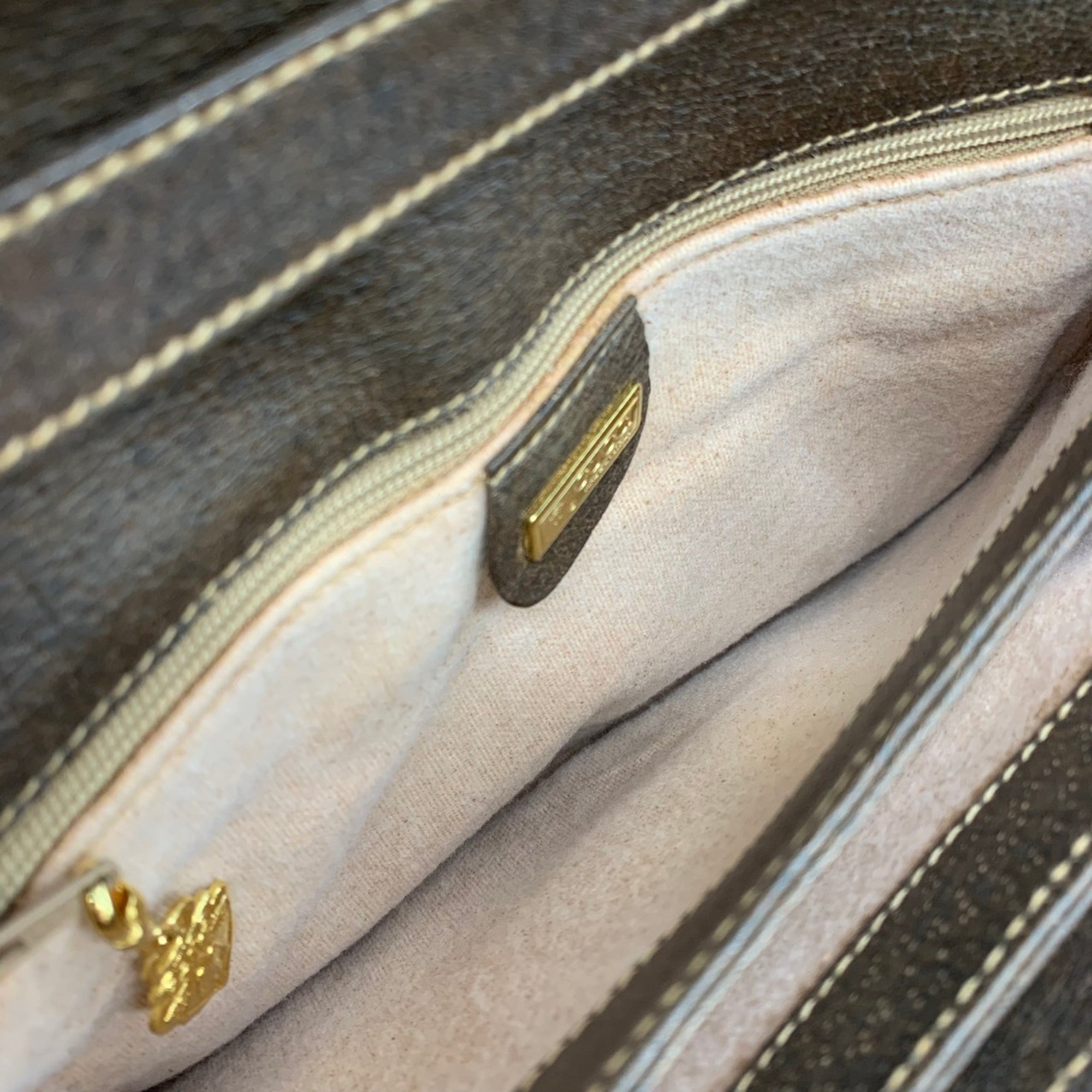 Neo Vintage Flap Belt Bag GG Coated Canvas