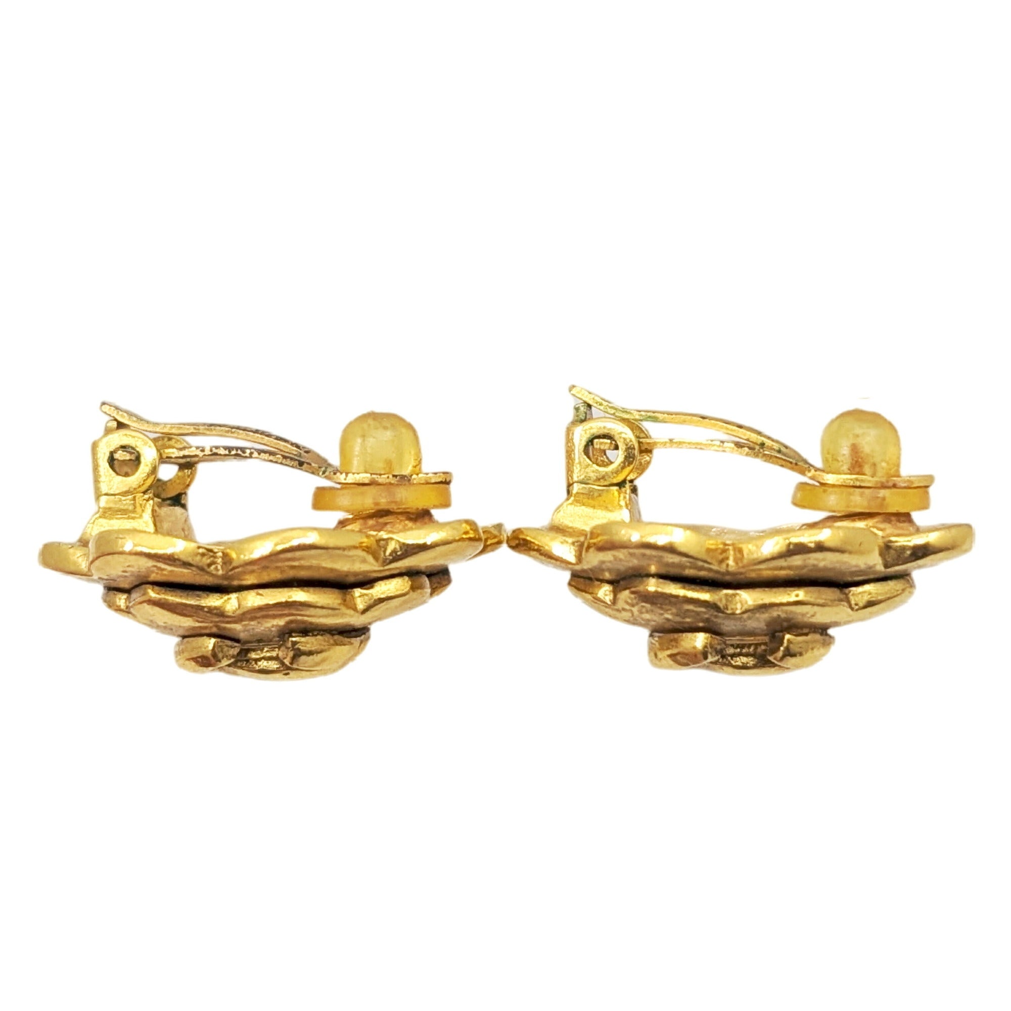 CC Logo Clip-On Earrings Metal Gold-Tone Metal