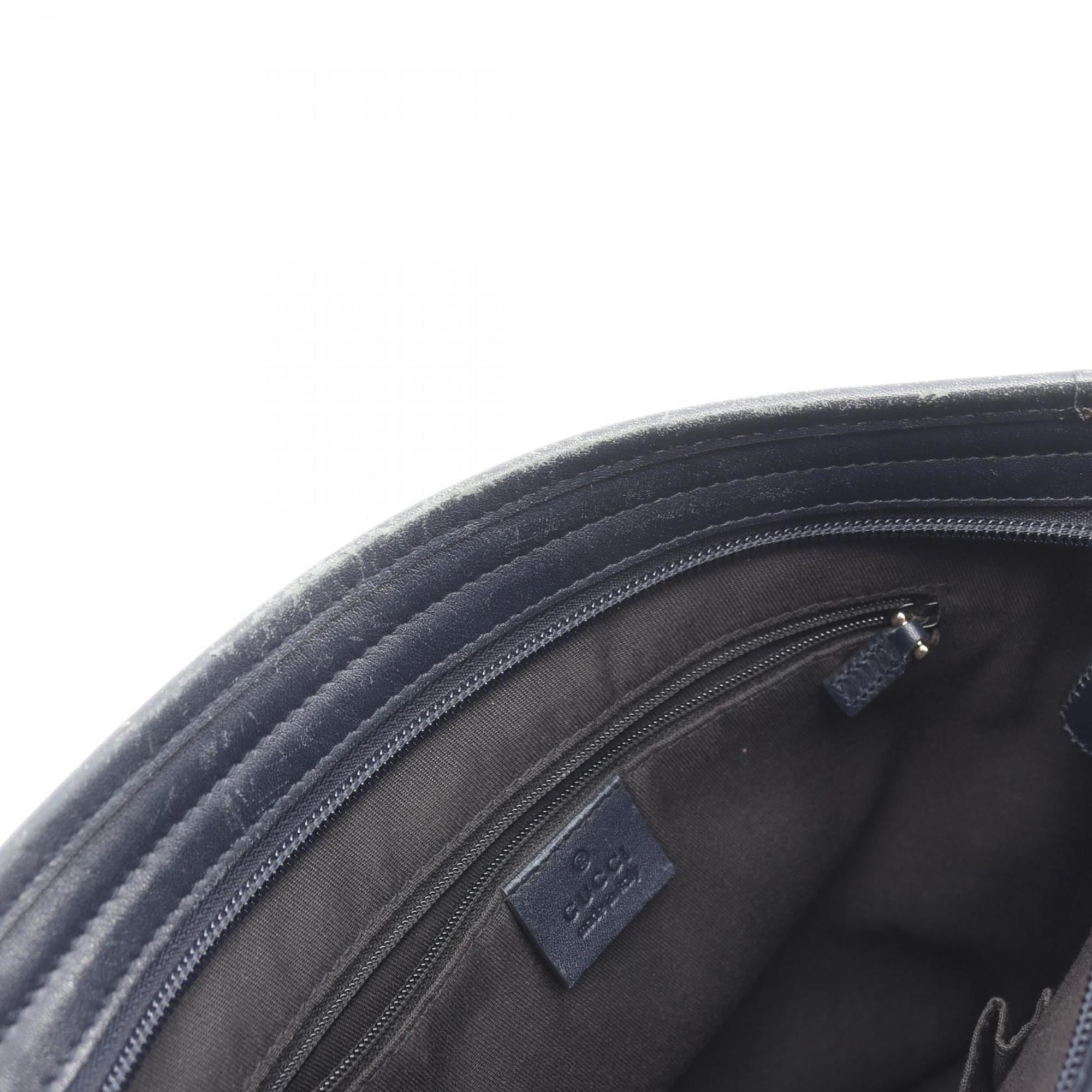 Zip Top Messenger Bag GG Coated Canvas Medium