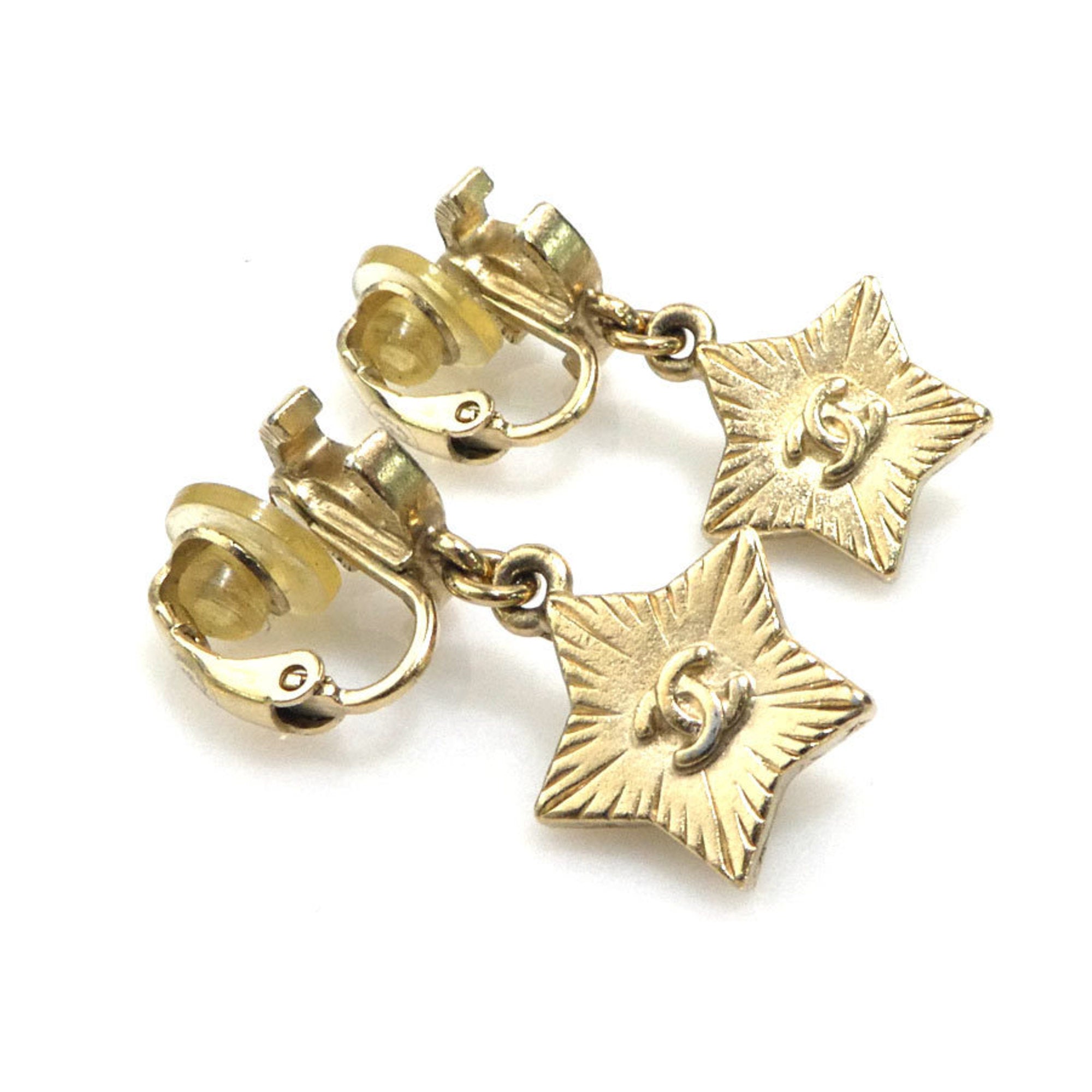 CC Logo Star Clip-On Earrings Gold-Tone Metal