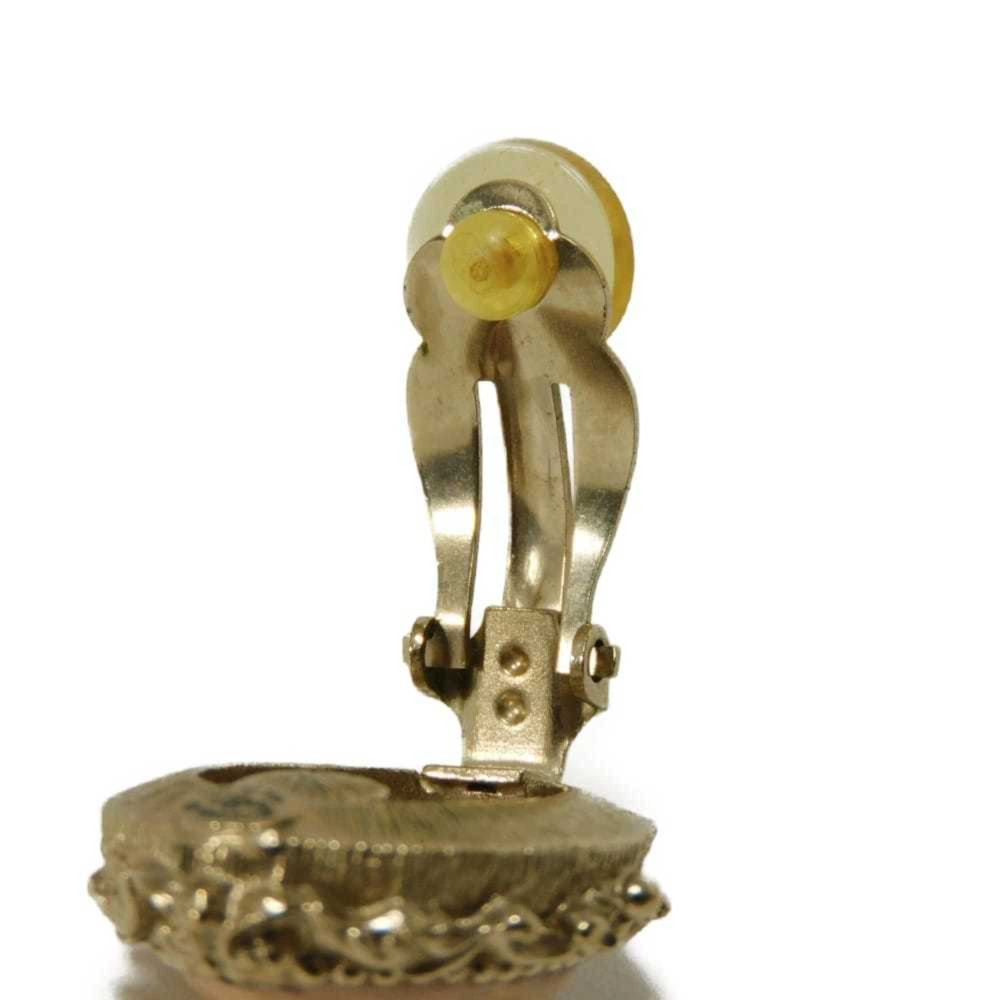 CC Logo Clip-On Earrings Gold-Tone Metal Gold-Tone Metal