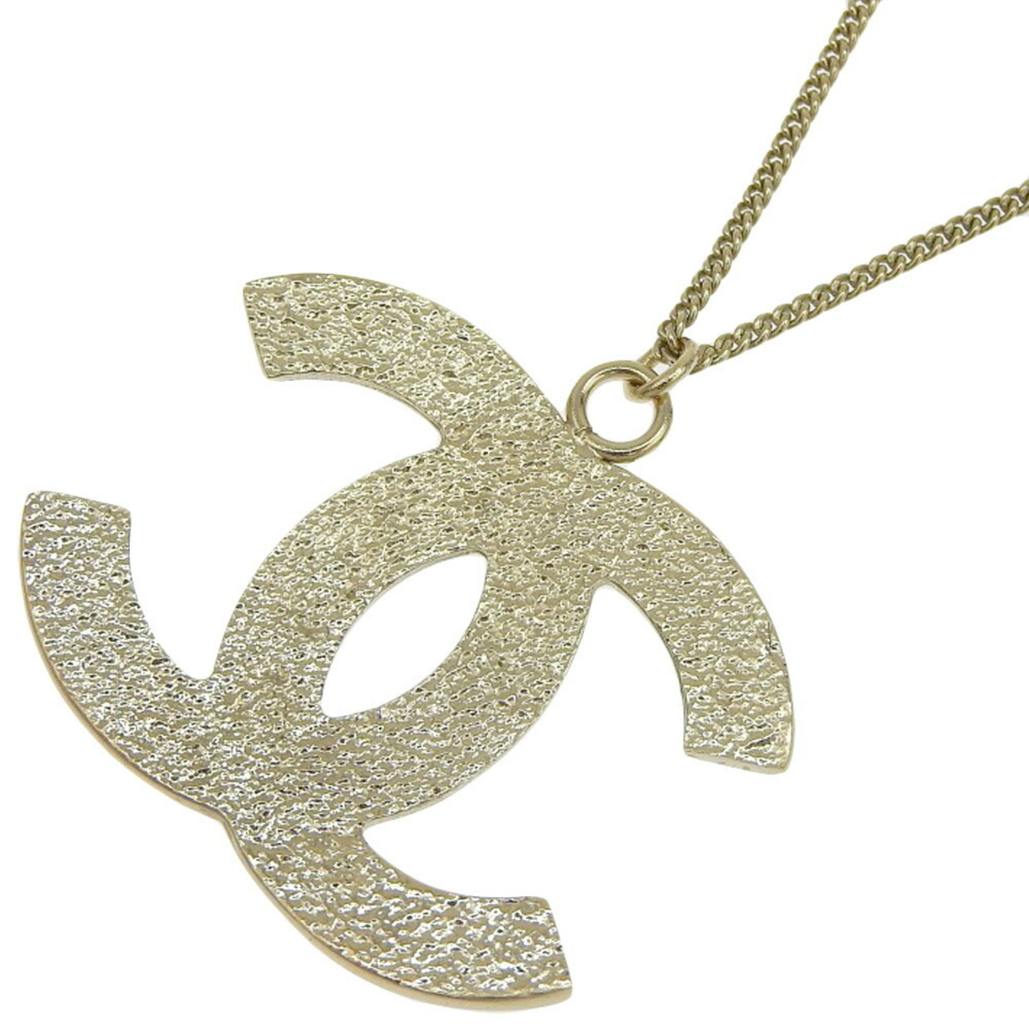 CC Logo Pendant Necklace Metal
