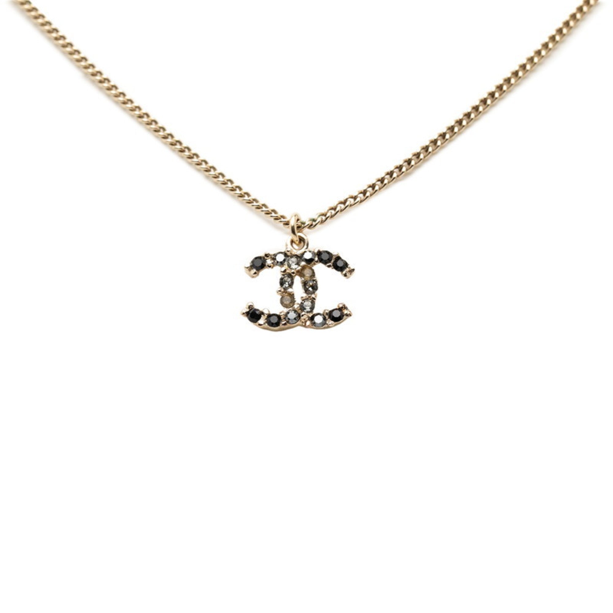 CC Logo Pendant Necklace Metal