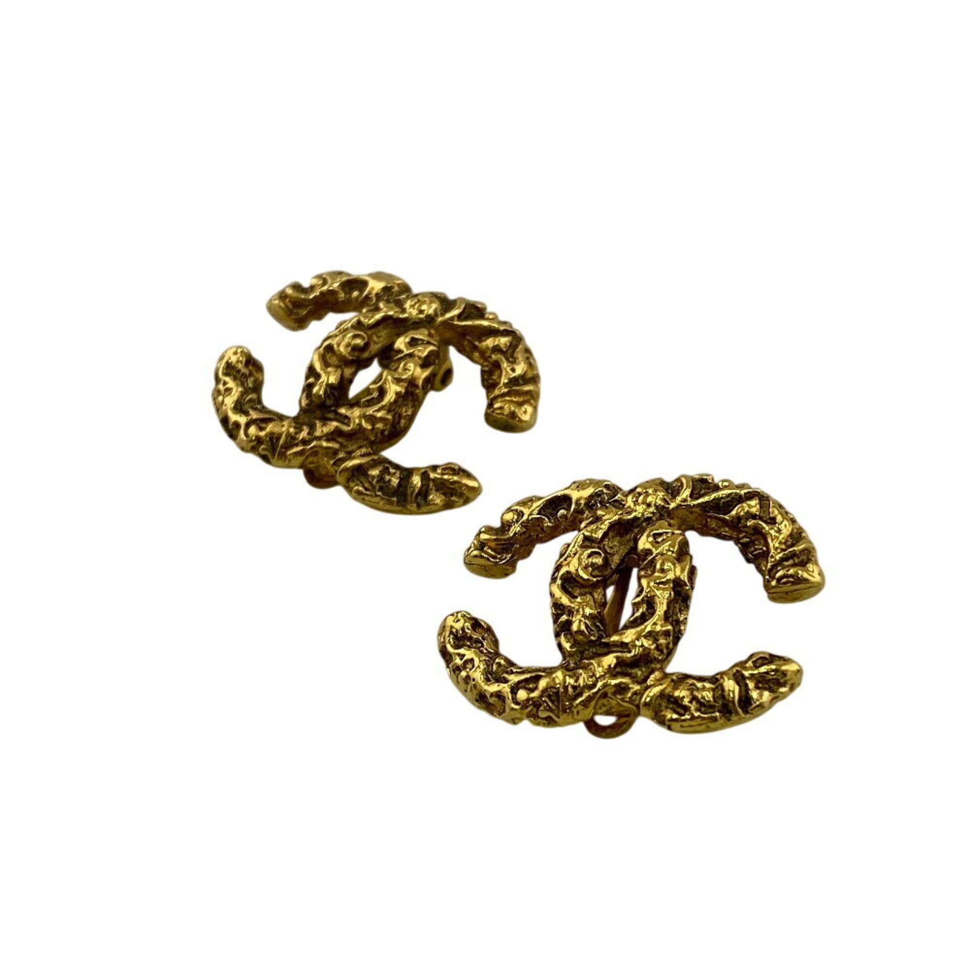 CC Logo Clip-On Earrings Metal Gold-Tone Metal