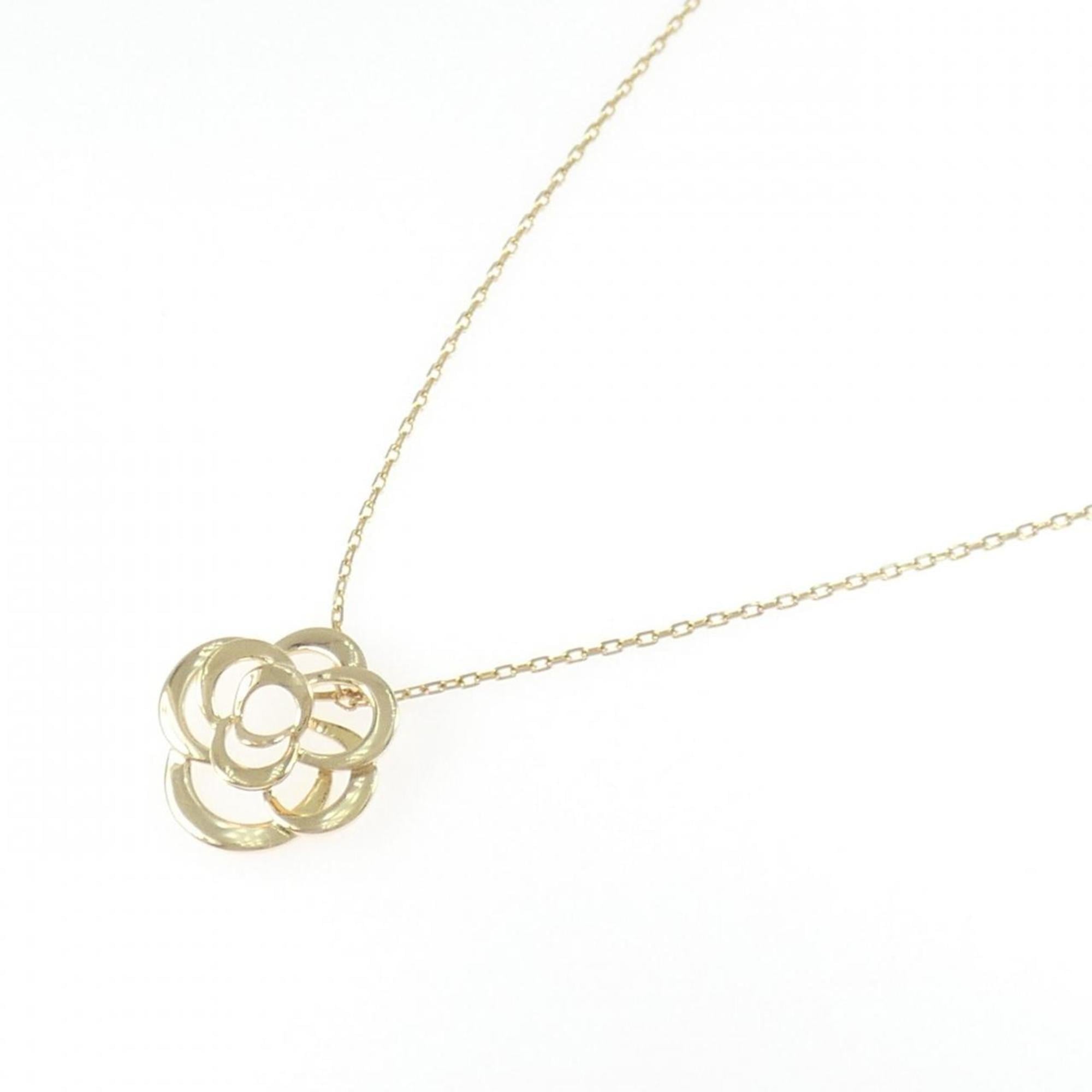 Camellia Pendant Necklace 18K Yellow Gold