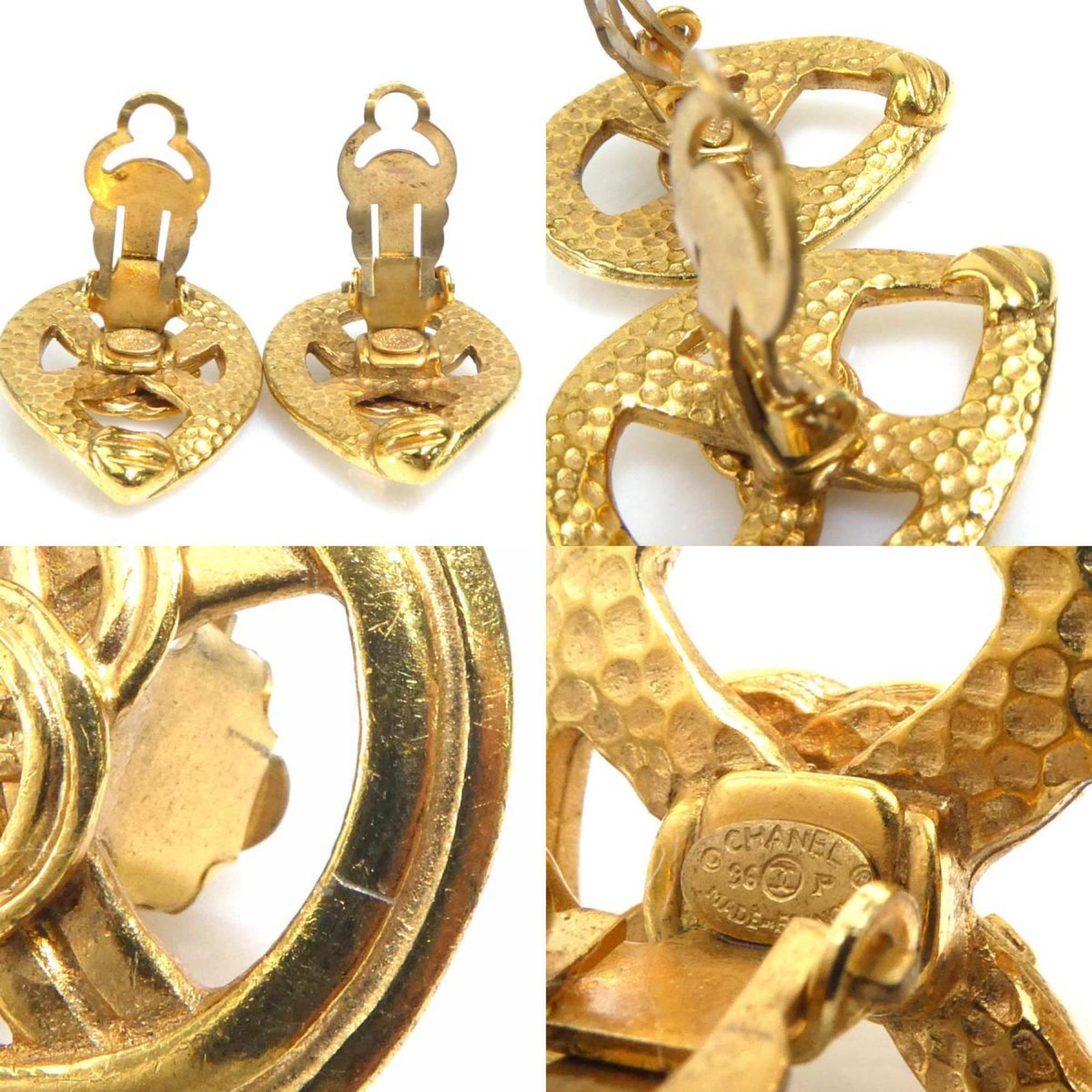 CC Logo Clip-On Earrings Gold-Tone Metal Gold-Tone Metal