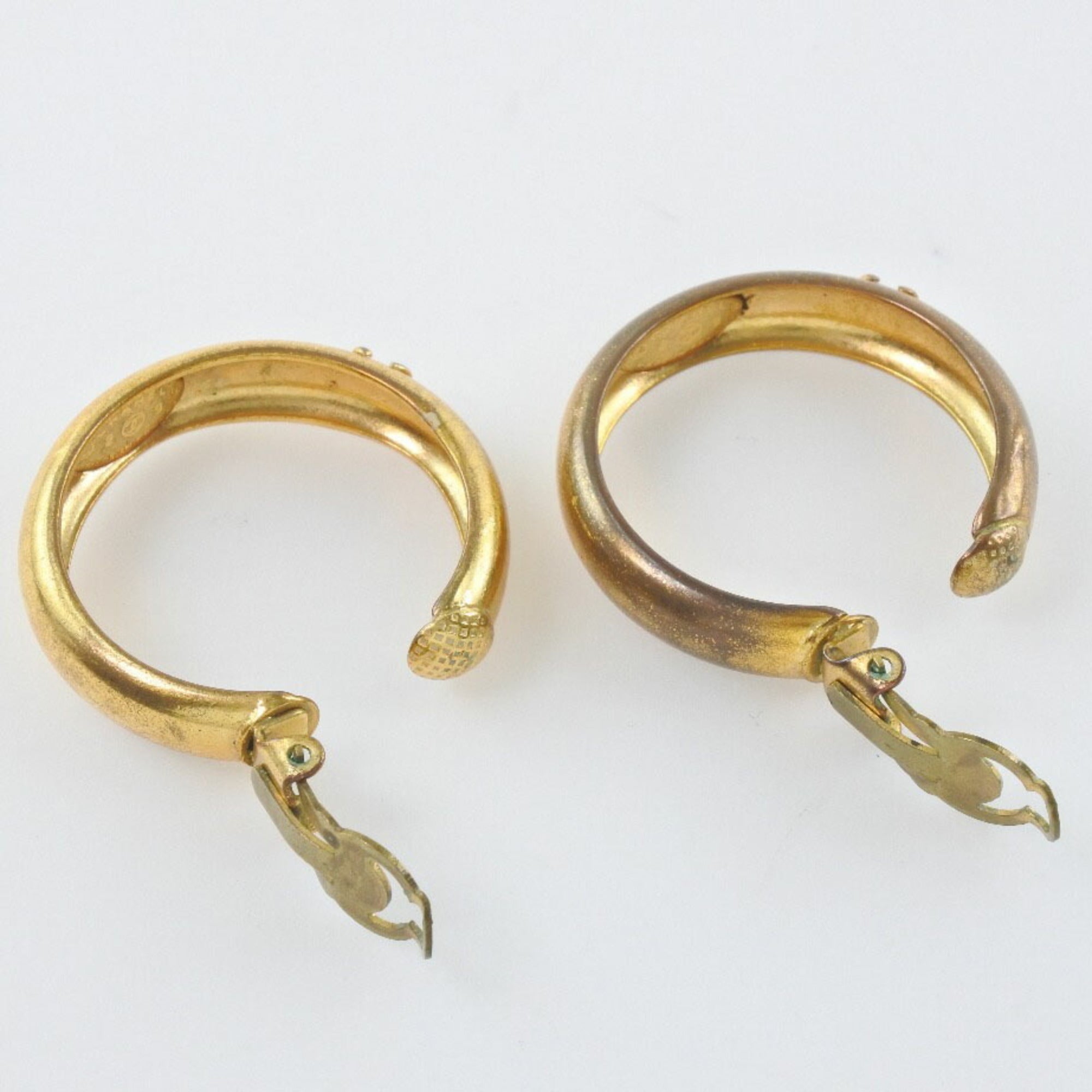 CC Logo Hoop Earrings Metal Gold-Tone Metal