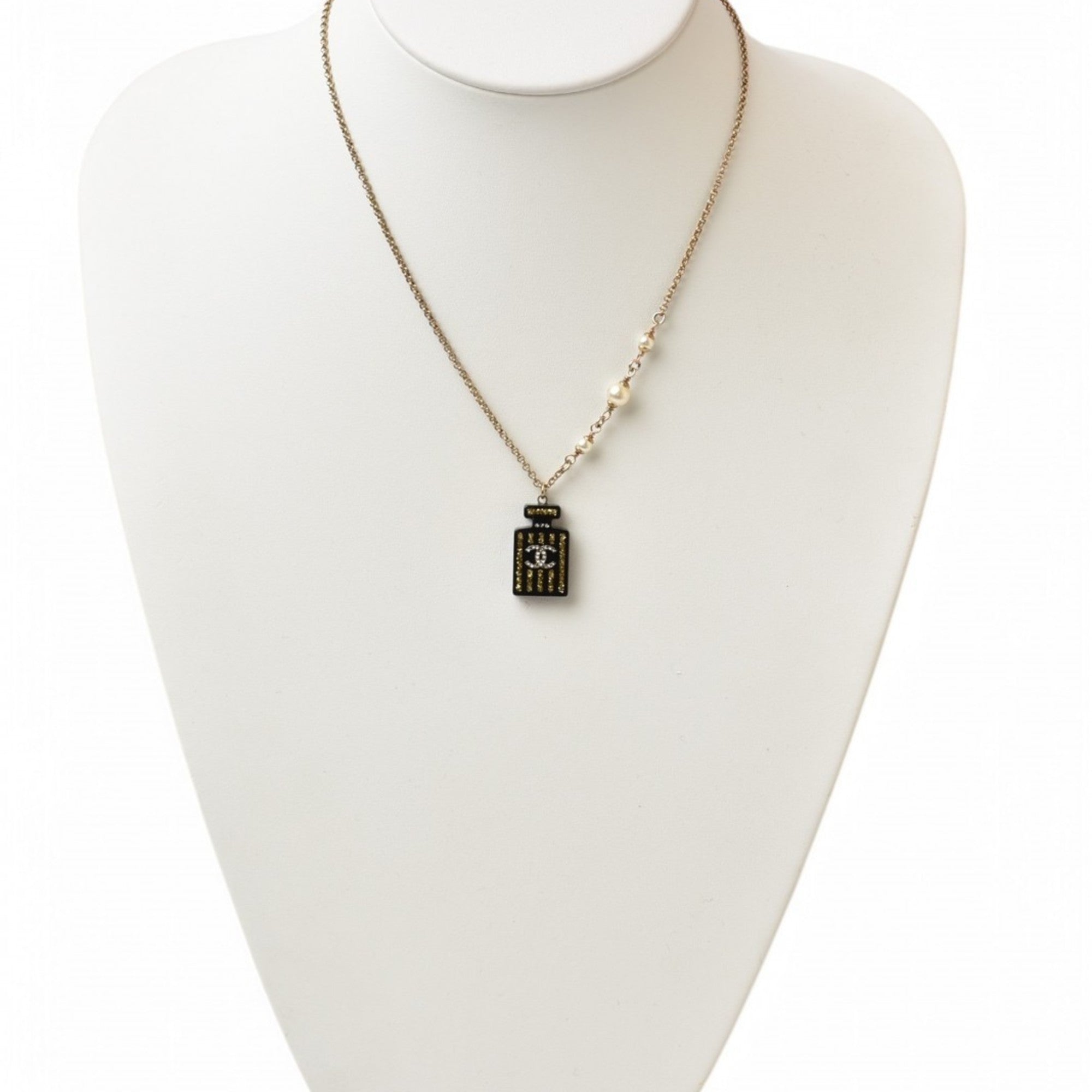 CC Logo Pendant Necklace Metal
