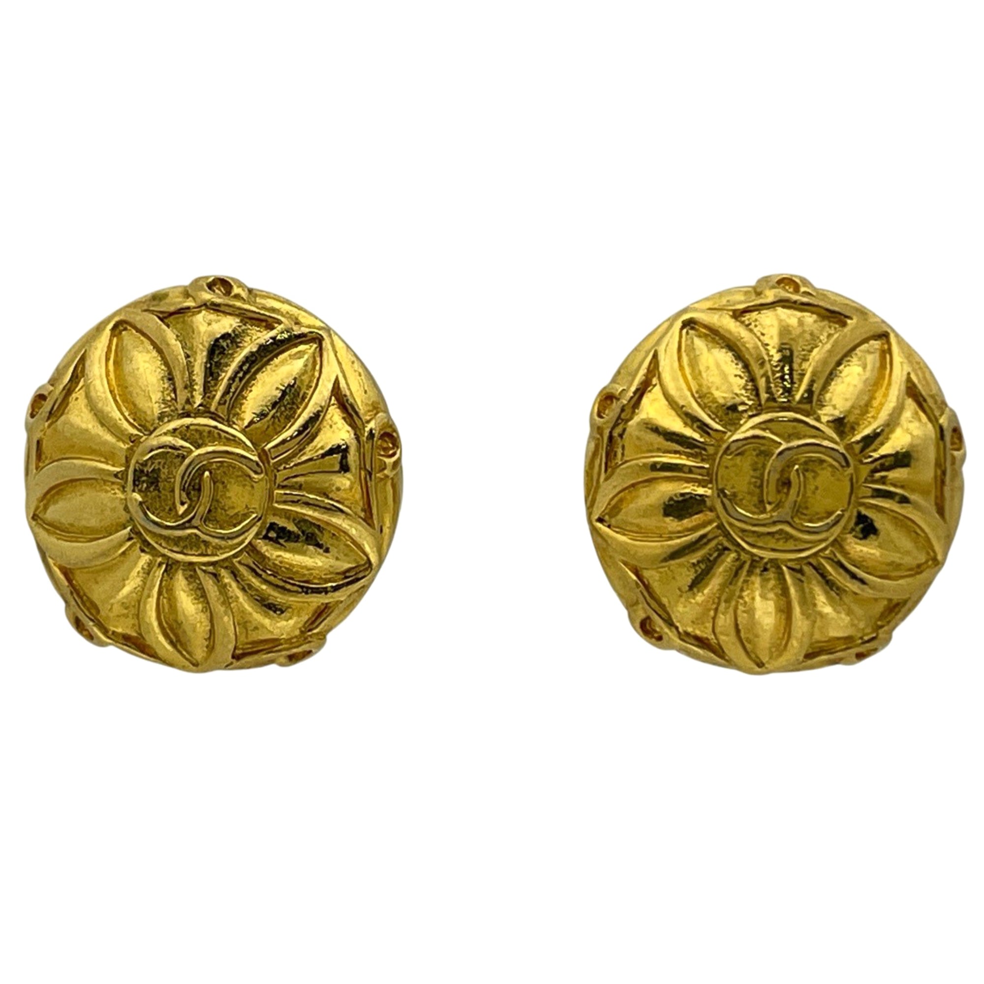 CC Logo Round Flower Earrings Metal Gold-Tone Metal