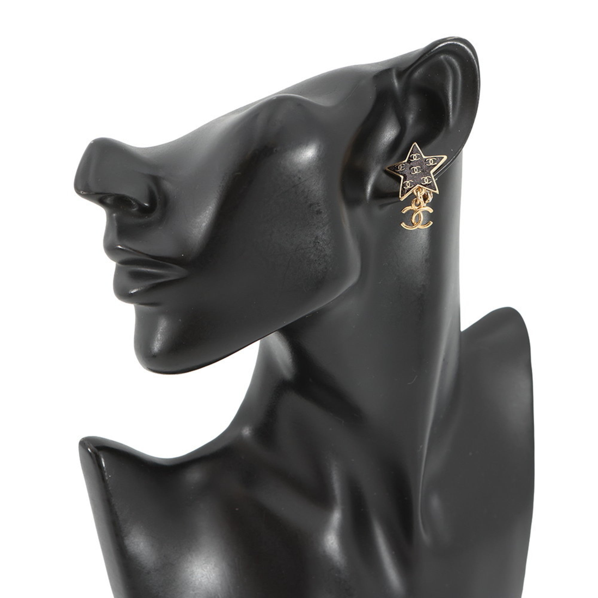 CC Logo Star Clip-On Earrings Metal