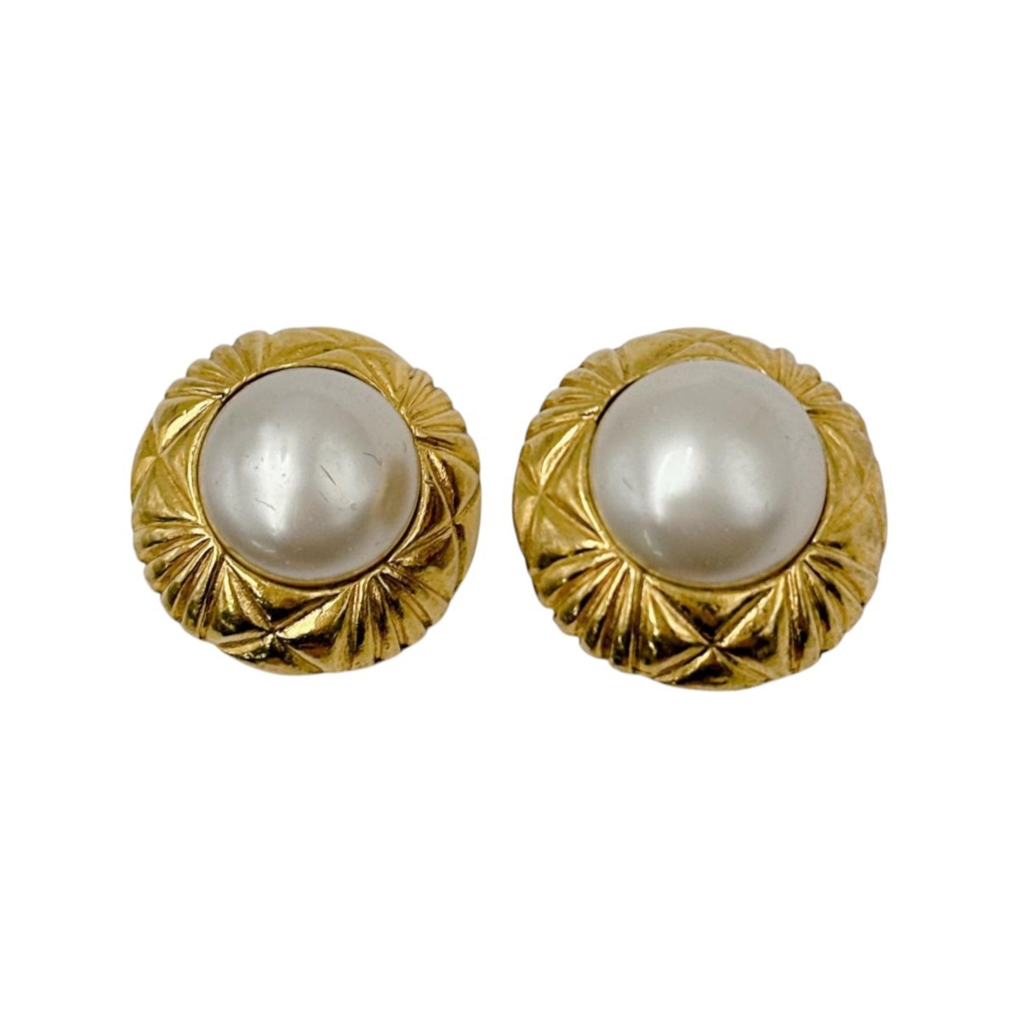 Vintage Clip-On Earrings Pearl Clip-On Gold-Tone Metal