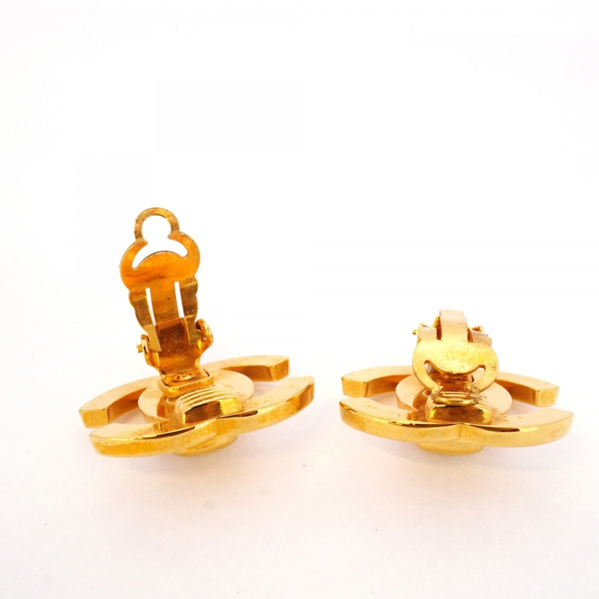 CC Logo Lock Clip-On Earrings Metal Gold-Tone Metal
