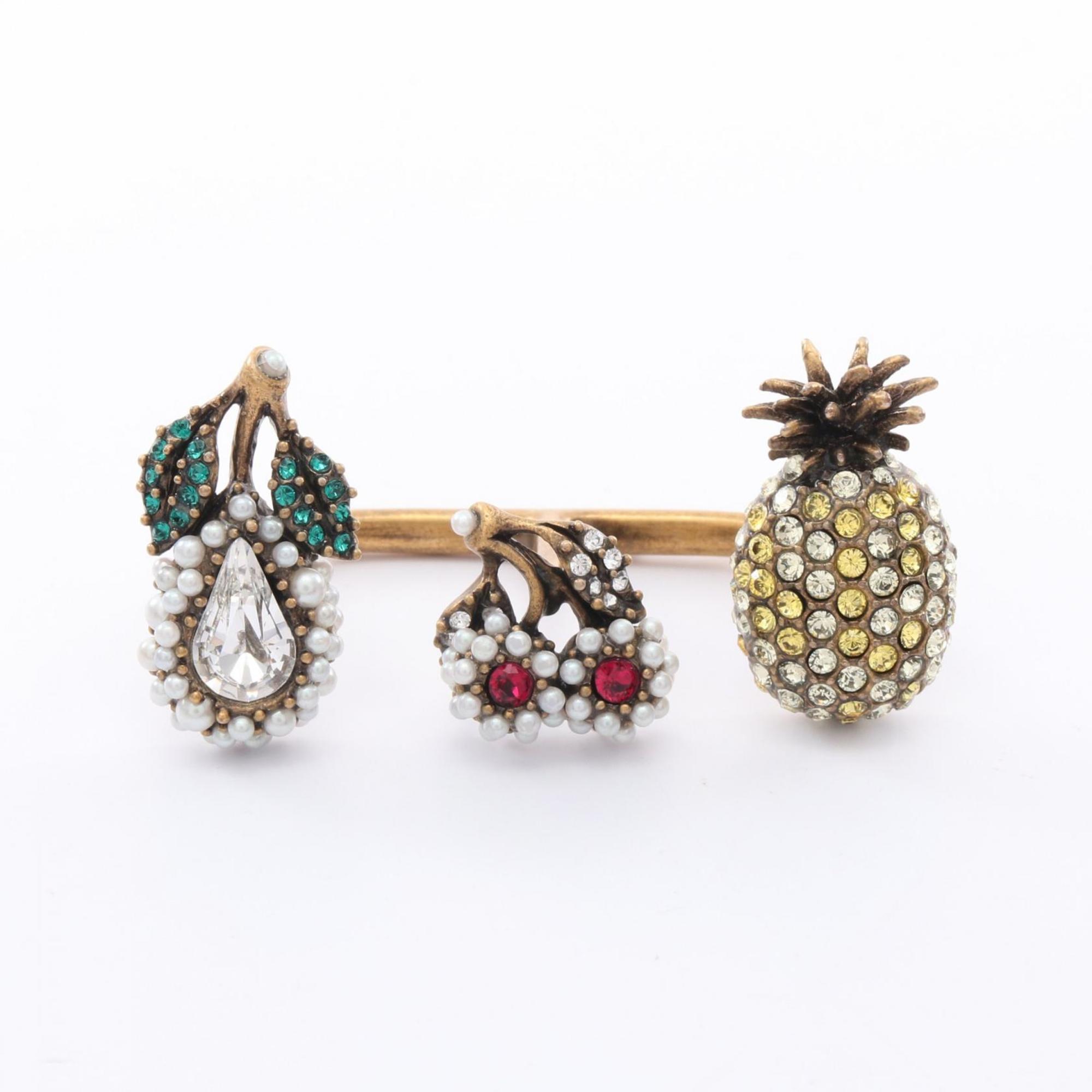 Ring Gold with Artificial Pearl and Rhinestone