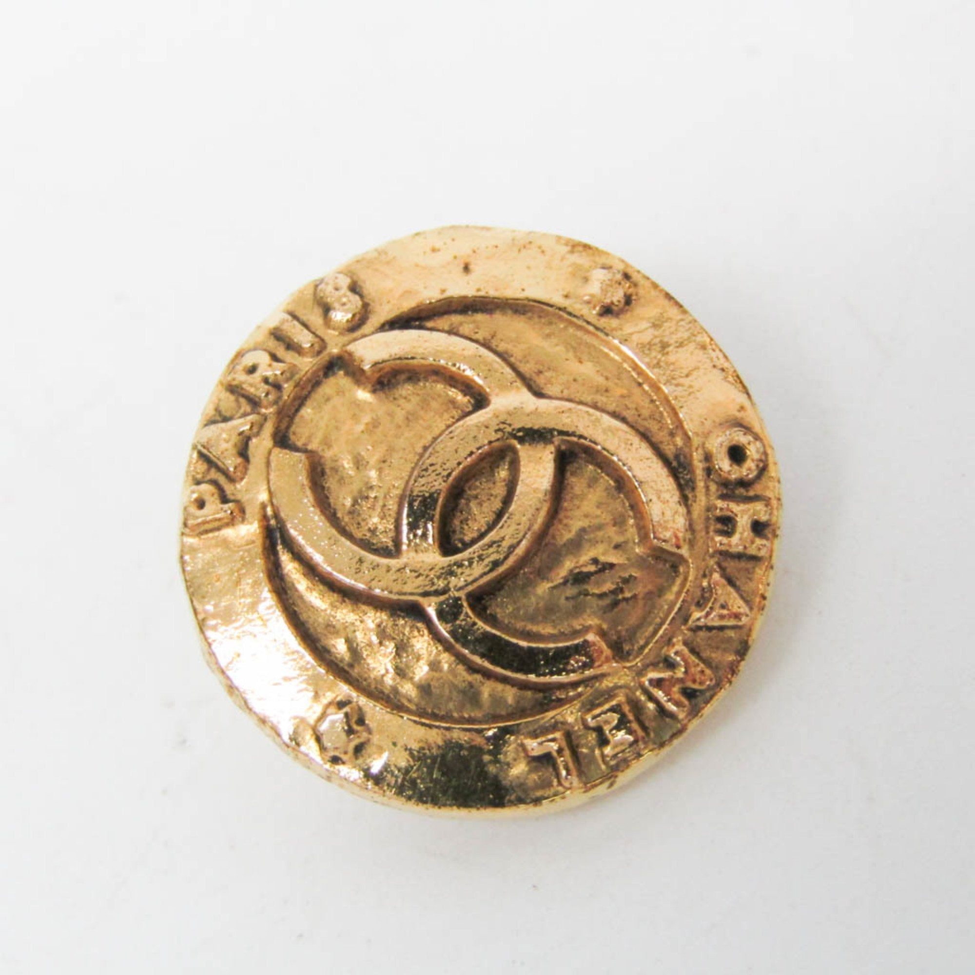CC Logo Clip-On Earrings Metal Gold-Tone Metal