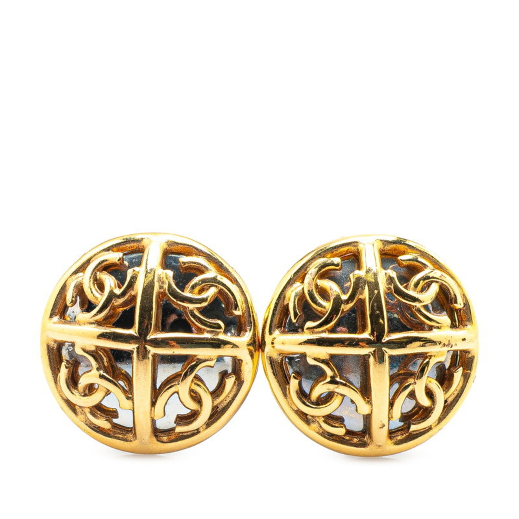 CC Logo Round Clip-On Earrings Metal Gold-Tone Metal