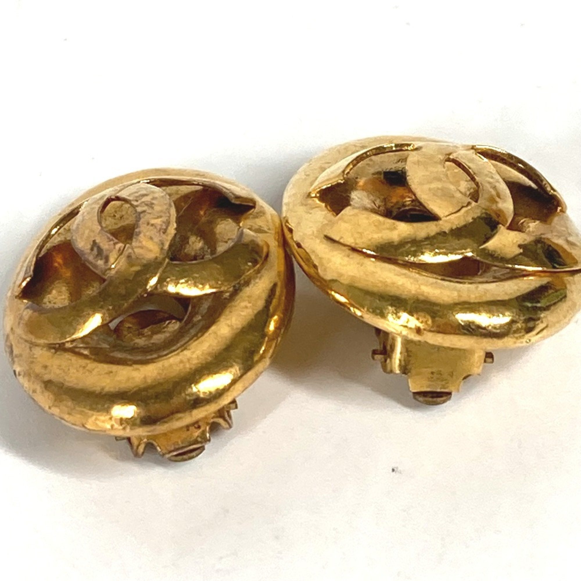 CC Logo Round Clip-On Earrings Gold-Tone Metal Gold-Tone Metal