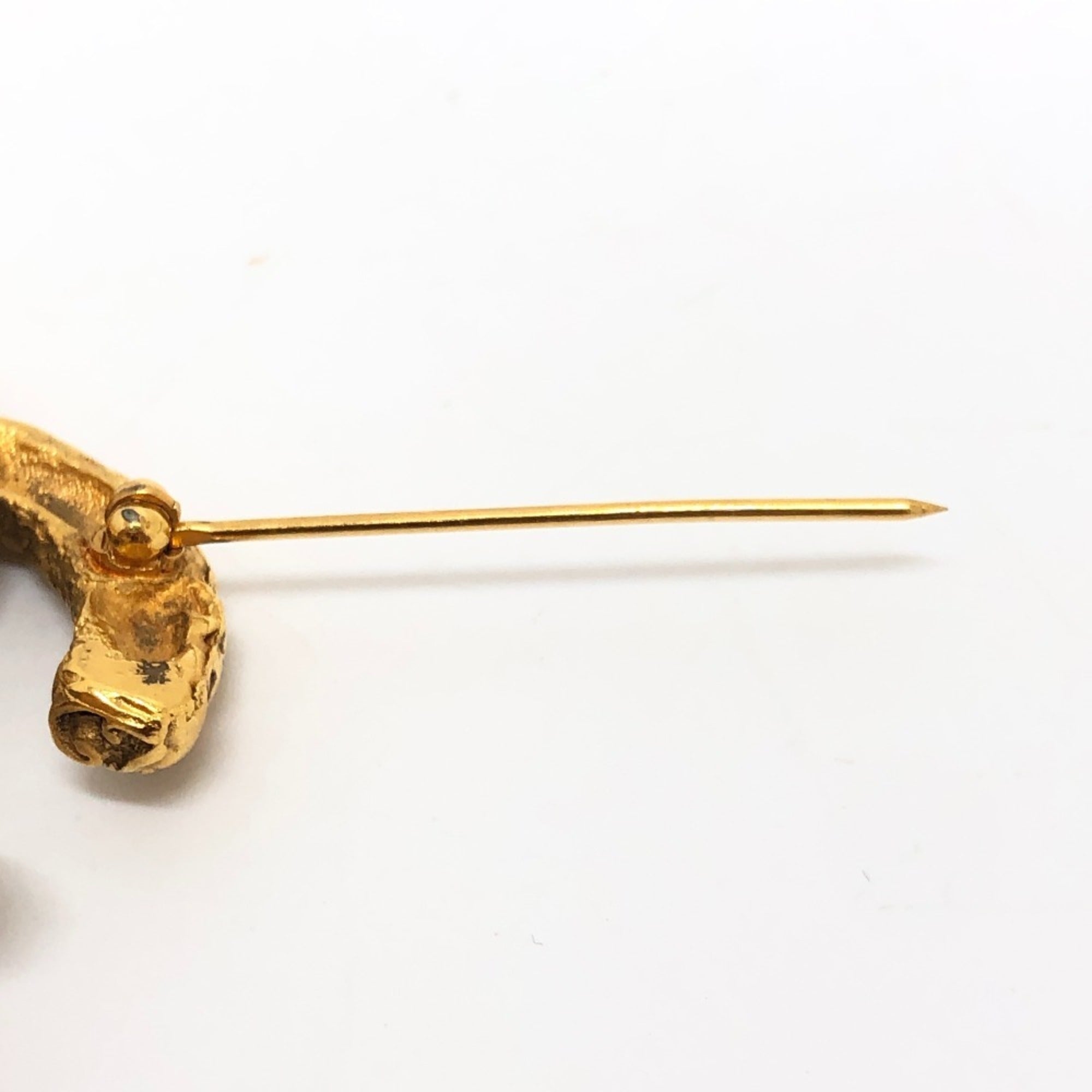 CC Logo Brooch Gold-Tone Metal