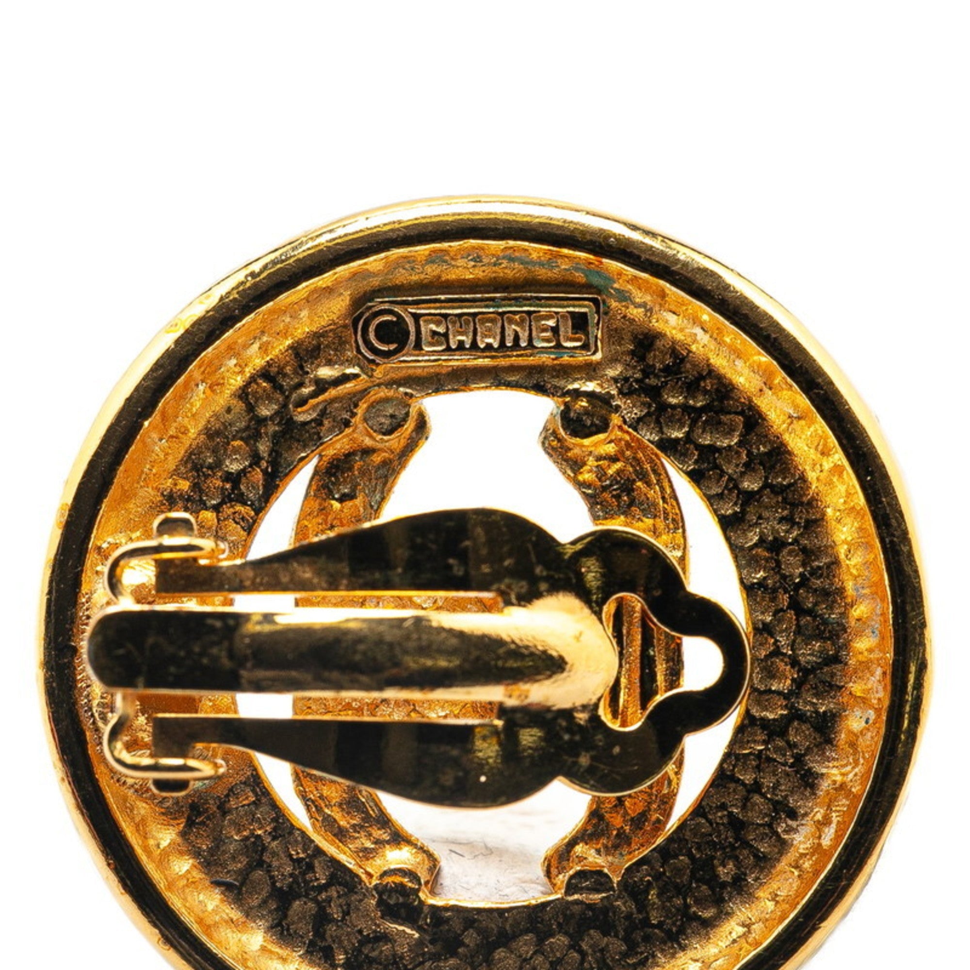 CC Logo Clip-On Earrings Metal Gold-Tone Metal
