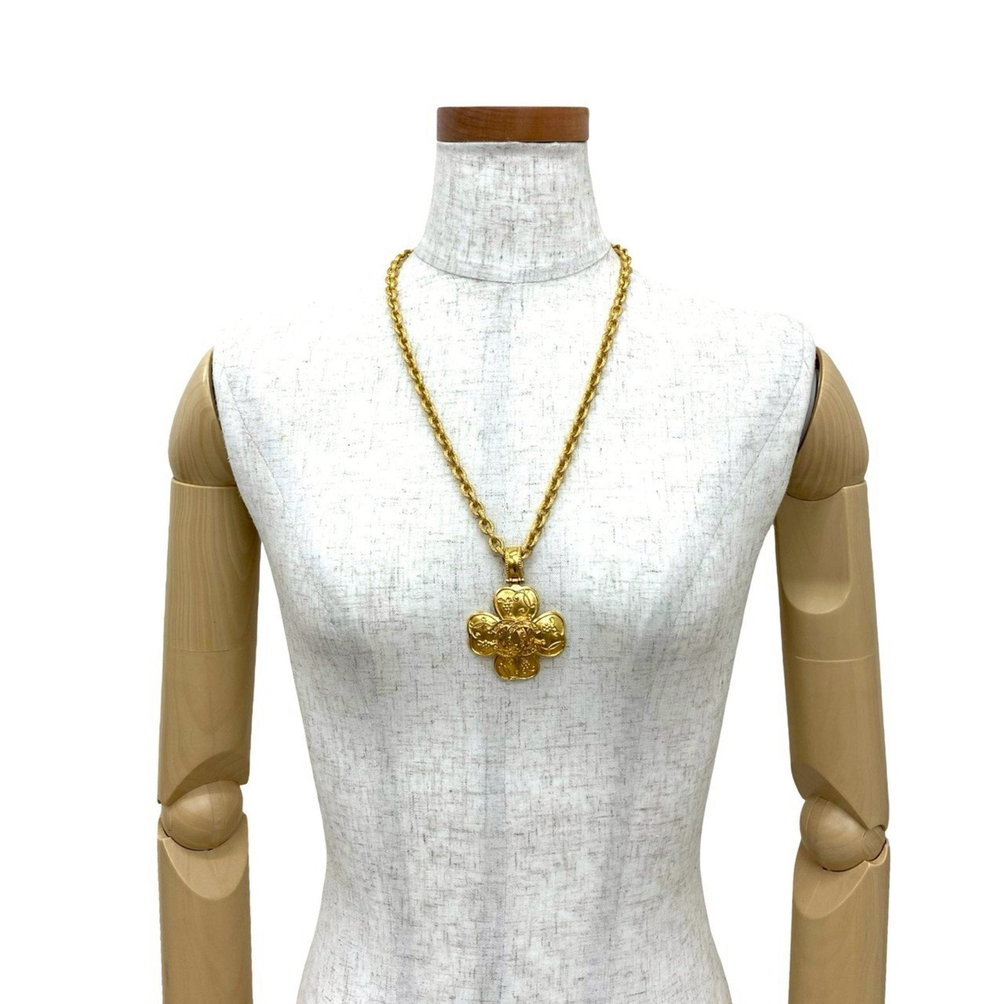 CC Logo Clover Pendant Necklace Metal
