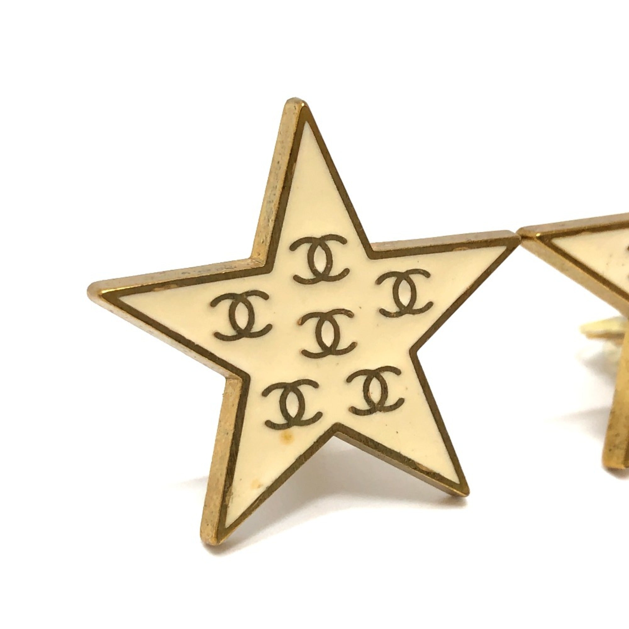 Vintage Clip-On Earrings Clip-On Gold-Tone Metal