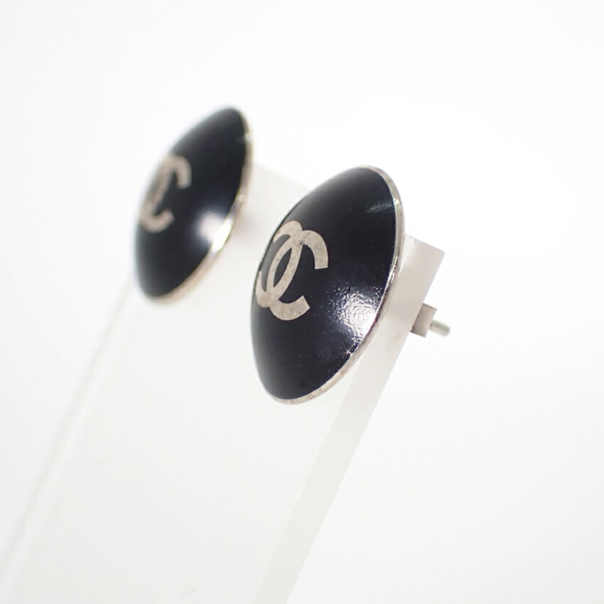 Earrings Metal
