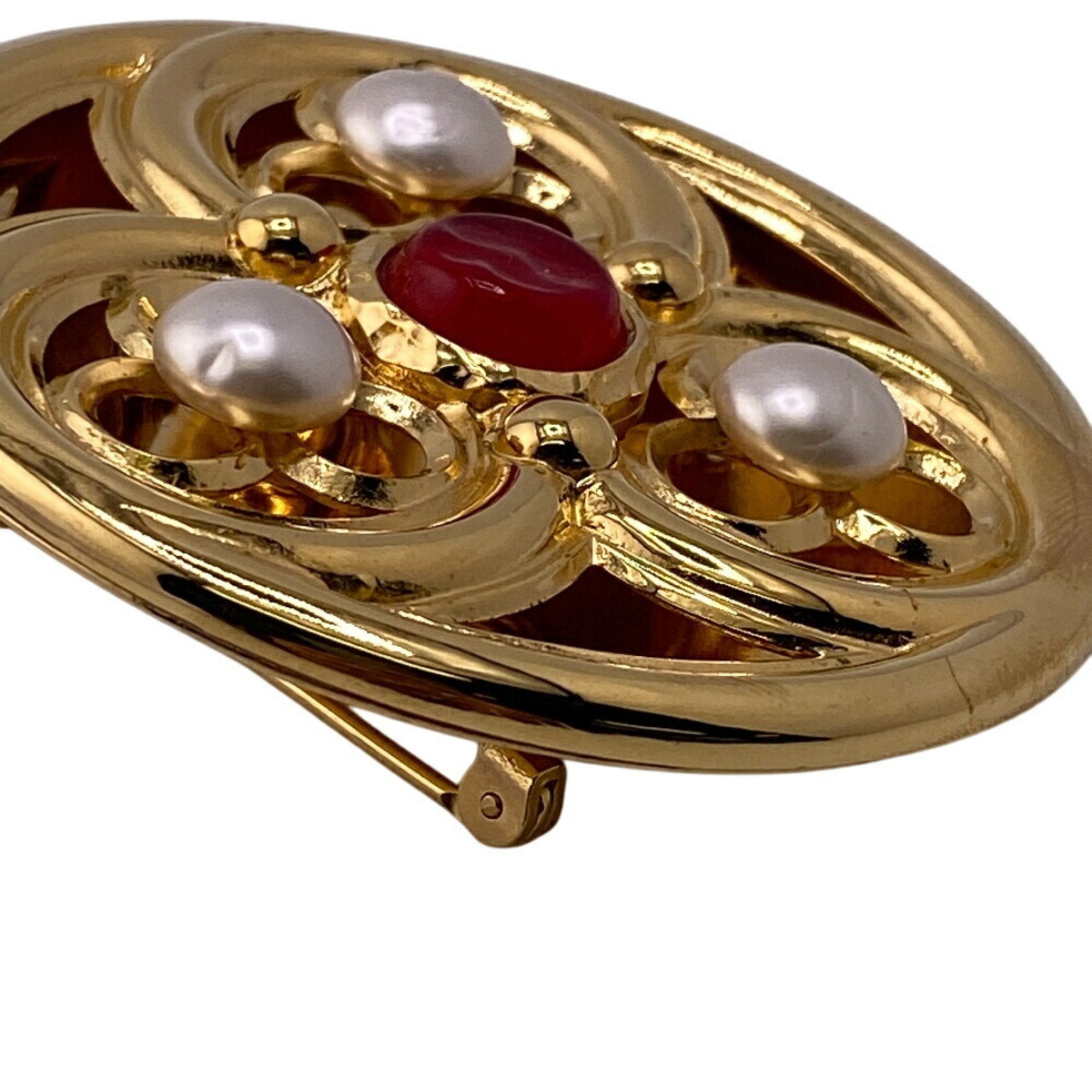 Brooch Gold with Artificial Pearl