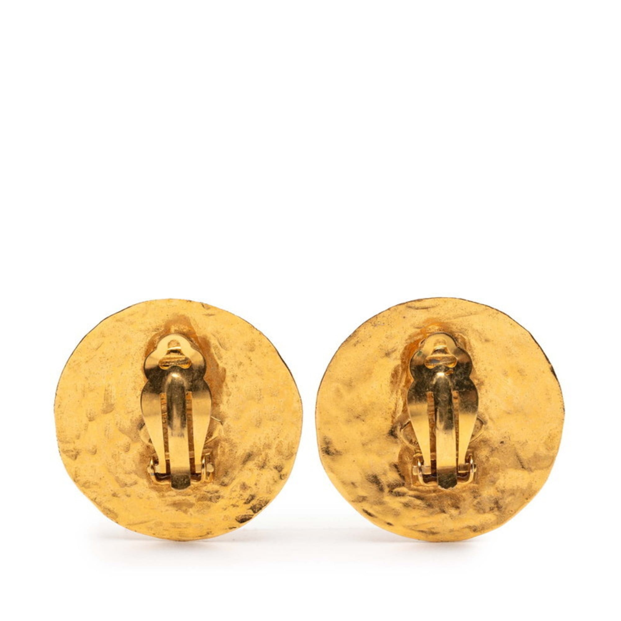 CC Logo Round Clip-On Earrings Metal Gold-Tone Metal