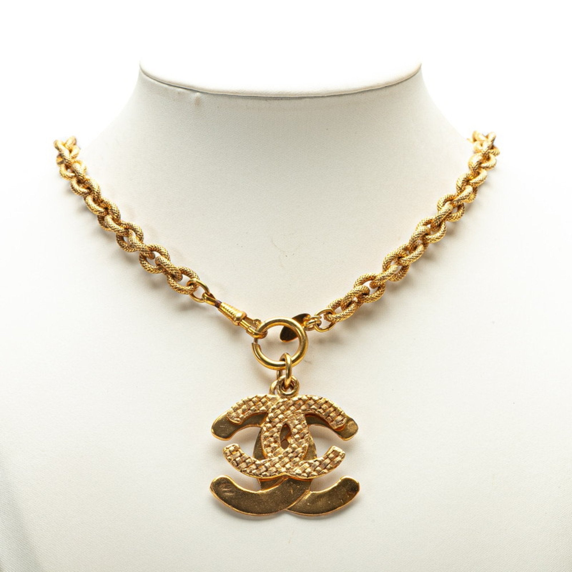 CC Logo Pendant Necklace Metal