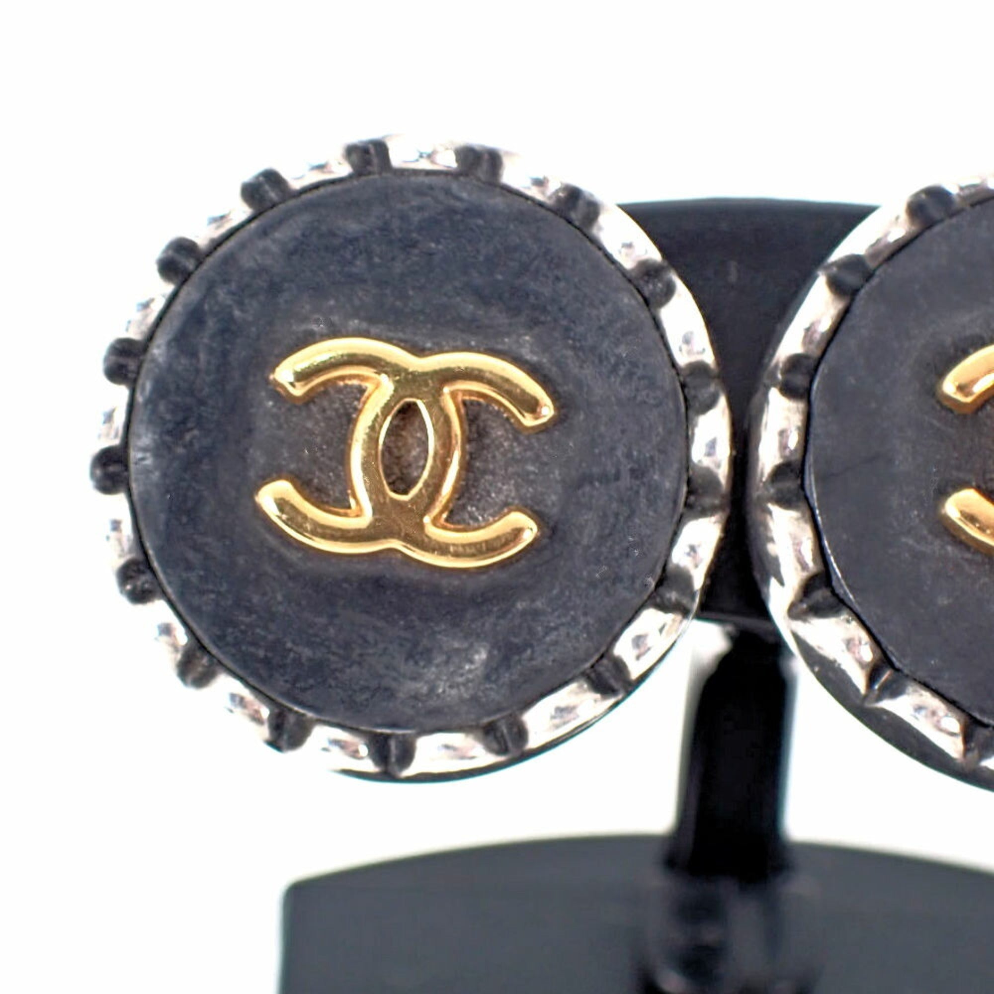 CC Logo Clip-On Earrings Metal