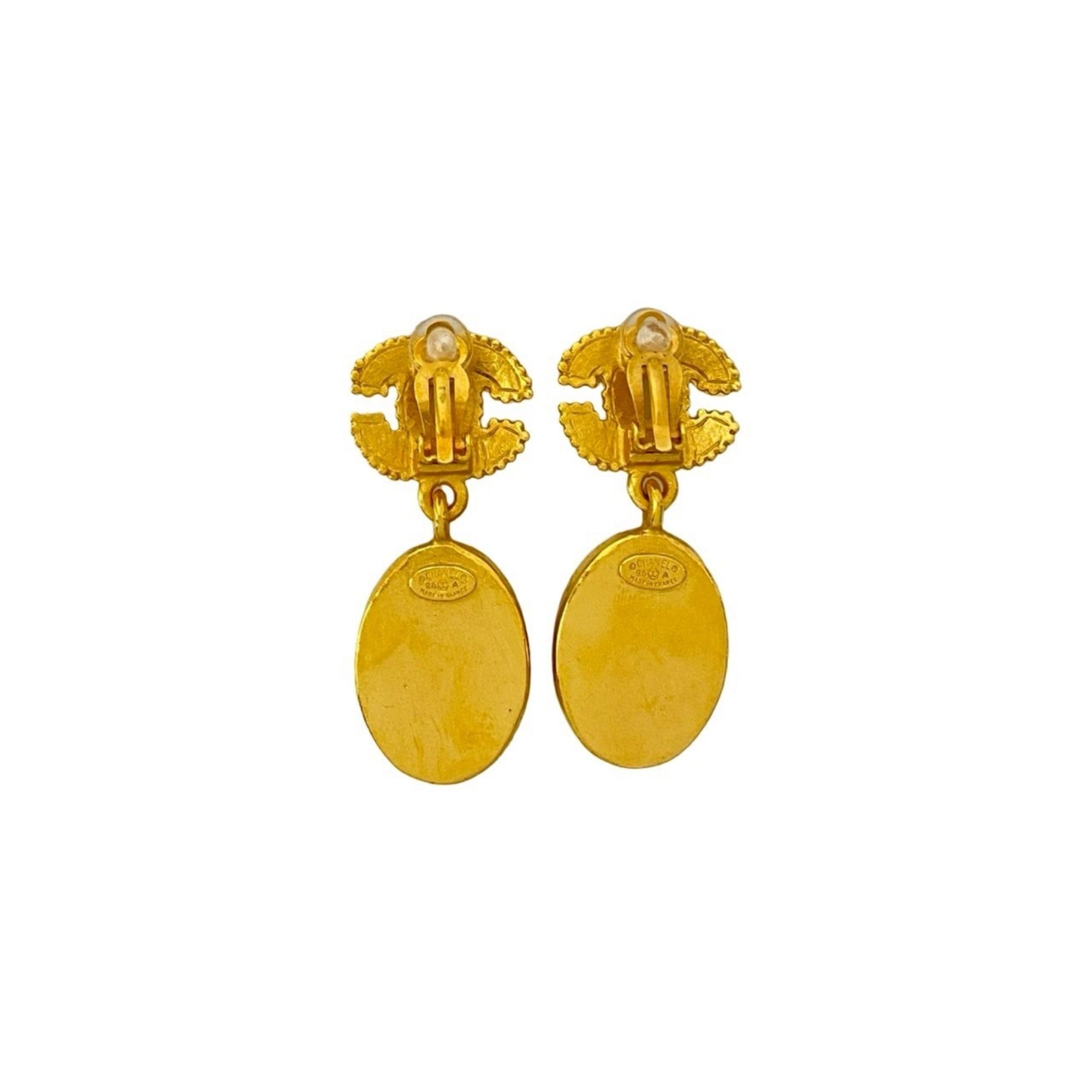 CC Logo Clip-On Earrings Metal Gold-Tone Metal