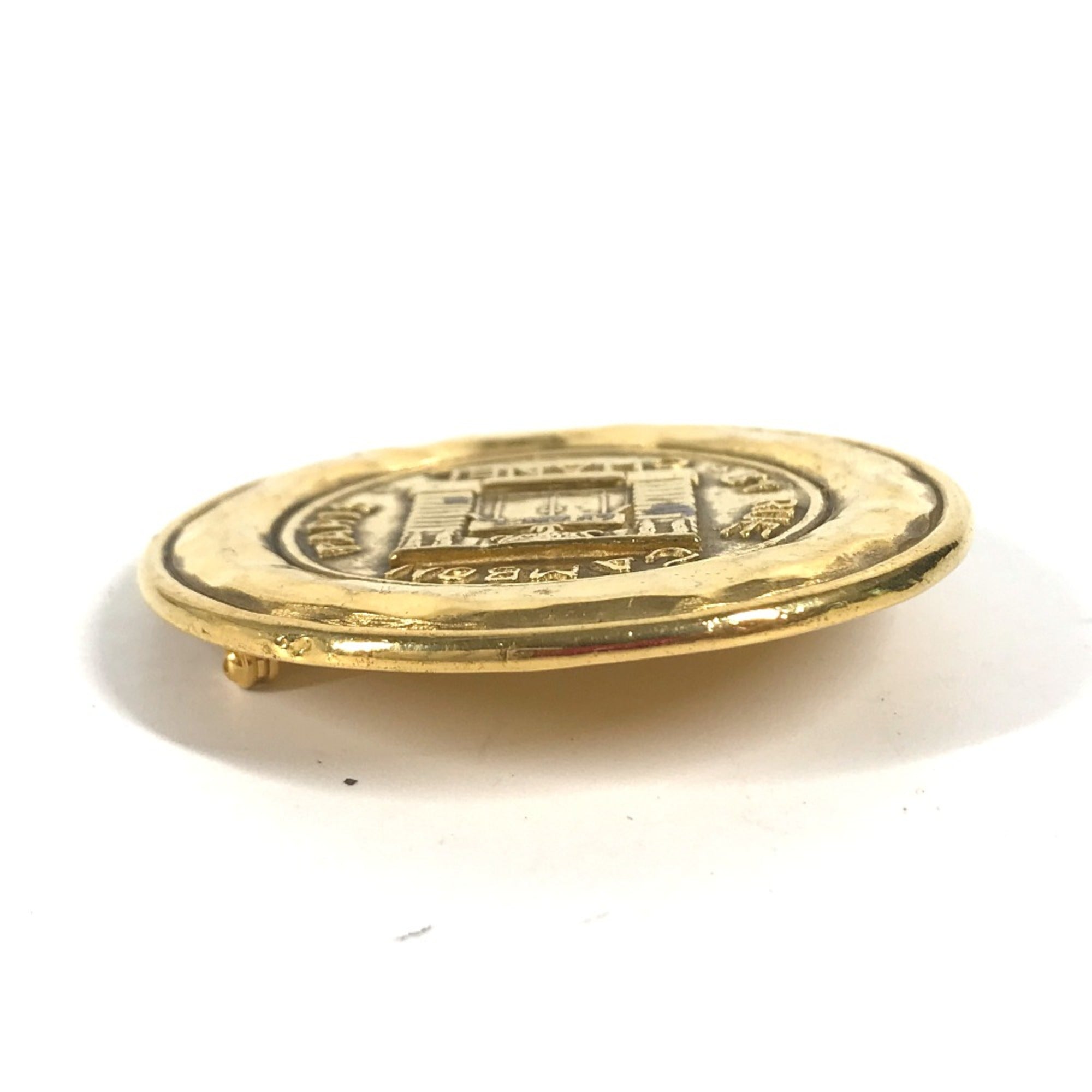 Vintage Brooch Metal Gold