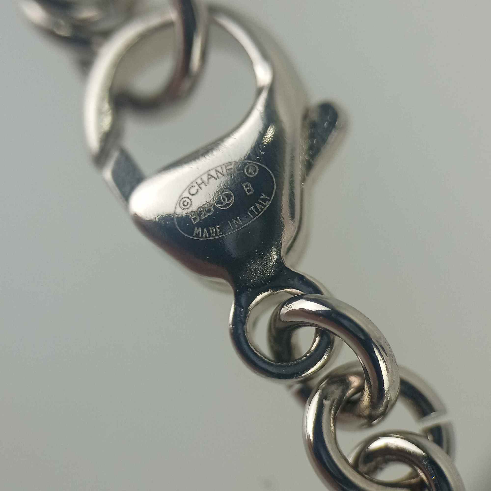 CC Logo Heart Pendant Necklace Silver-Tone Metal