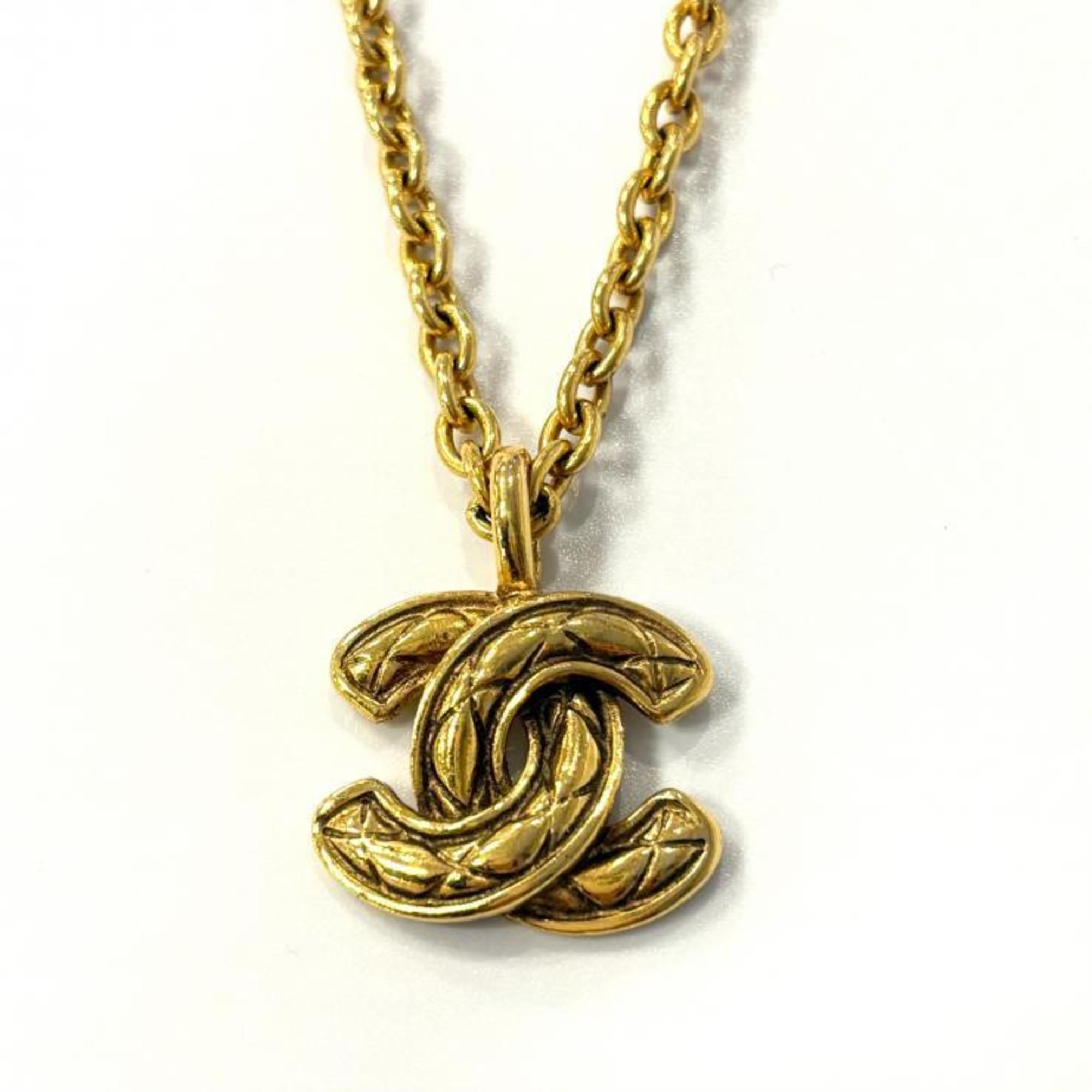 CC Logo Pendant Necklace Metal