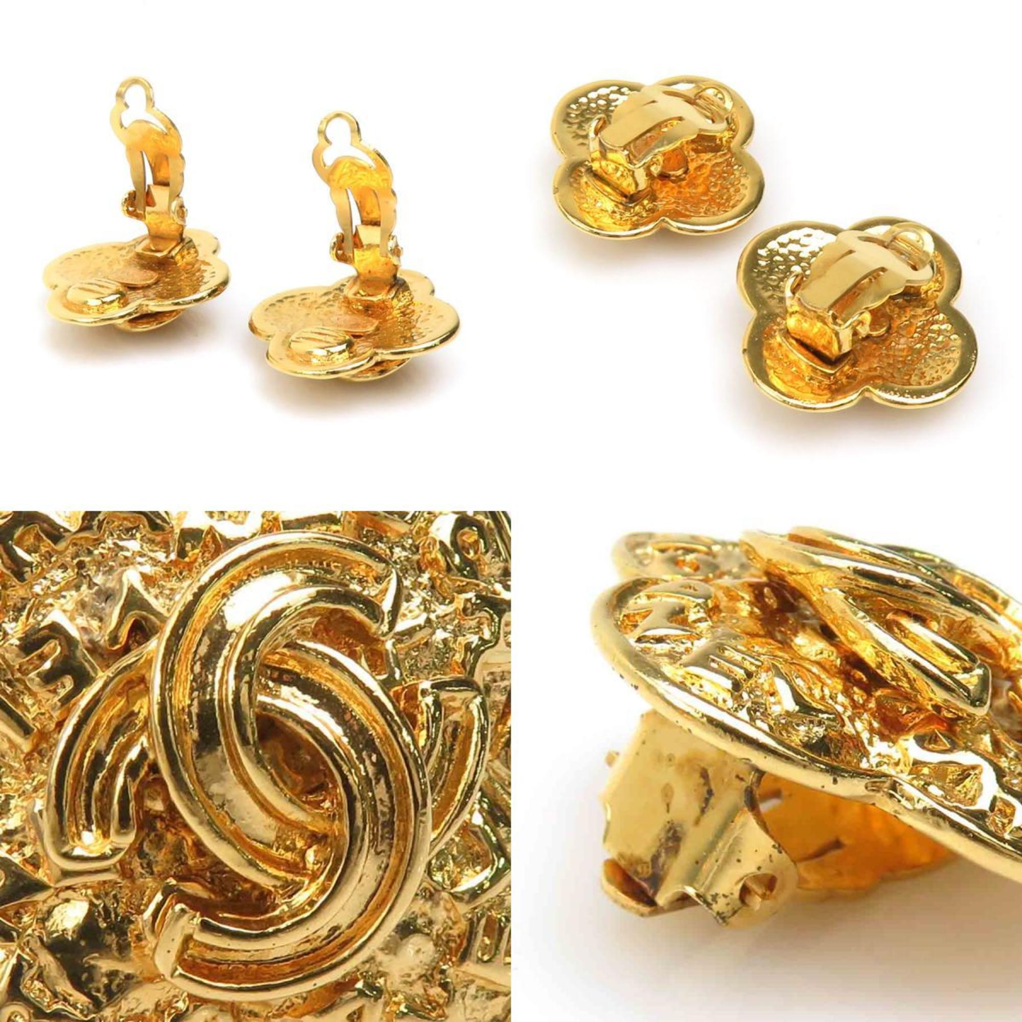 CC Logo Clip-On Earrings Gold-Tone Metal Gold-Tone Metal