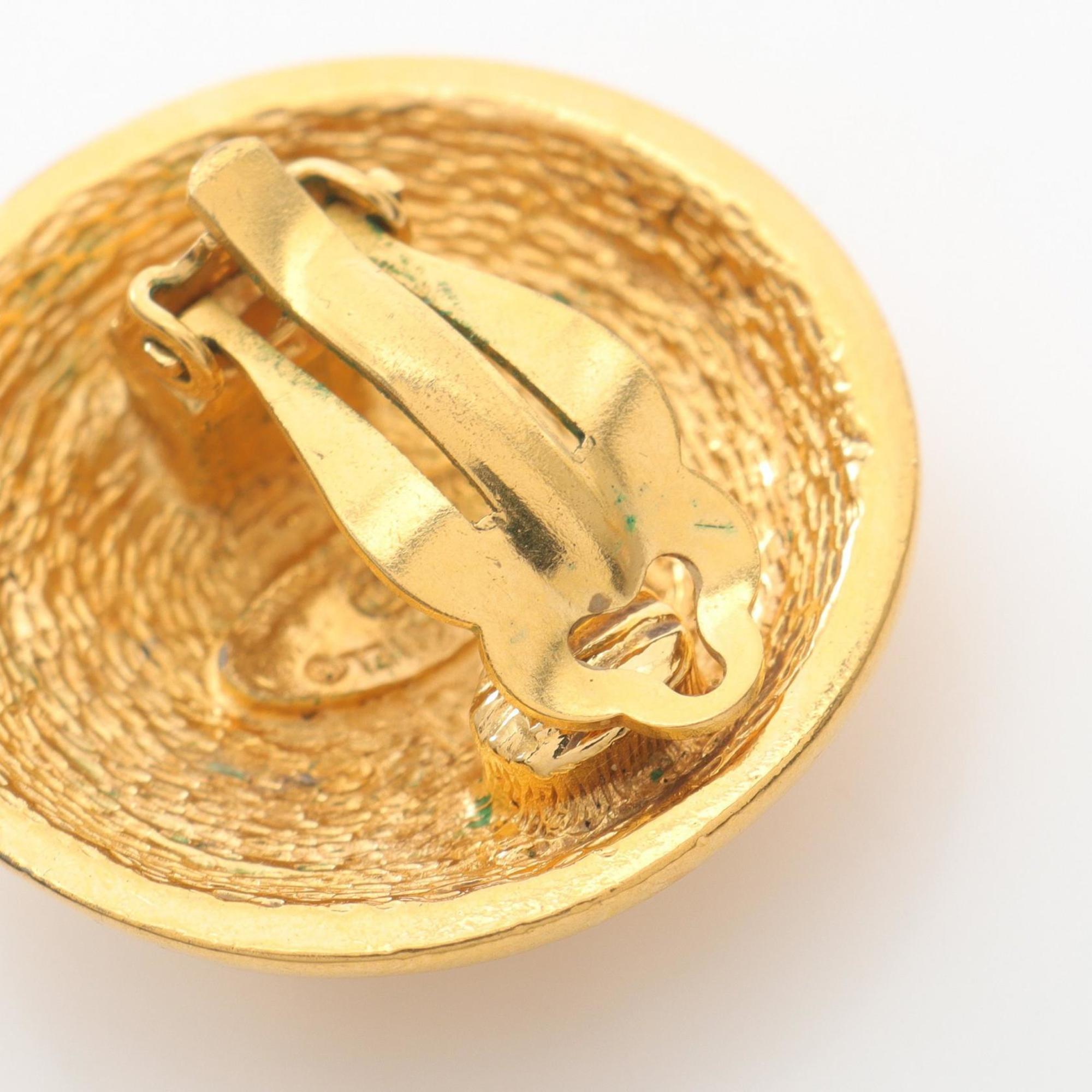 CC Logo Clip-On Earrings Metal Gold-Tone Metal