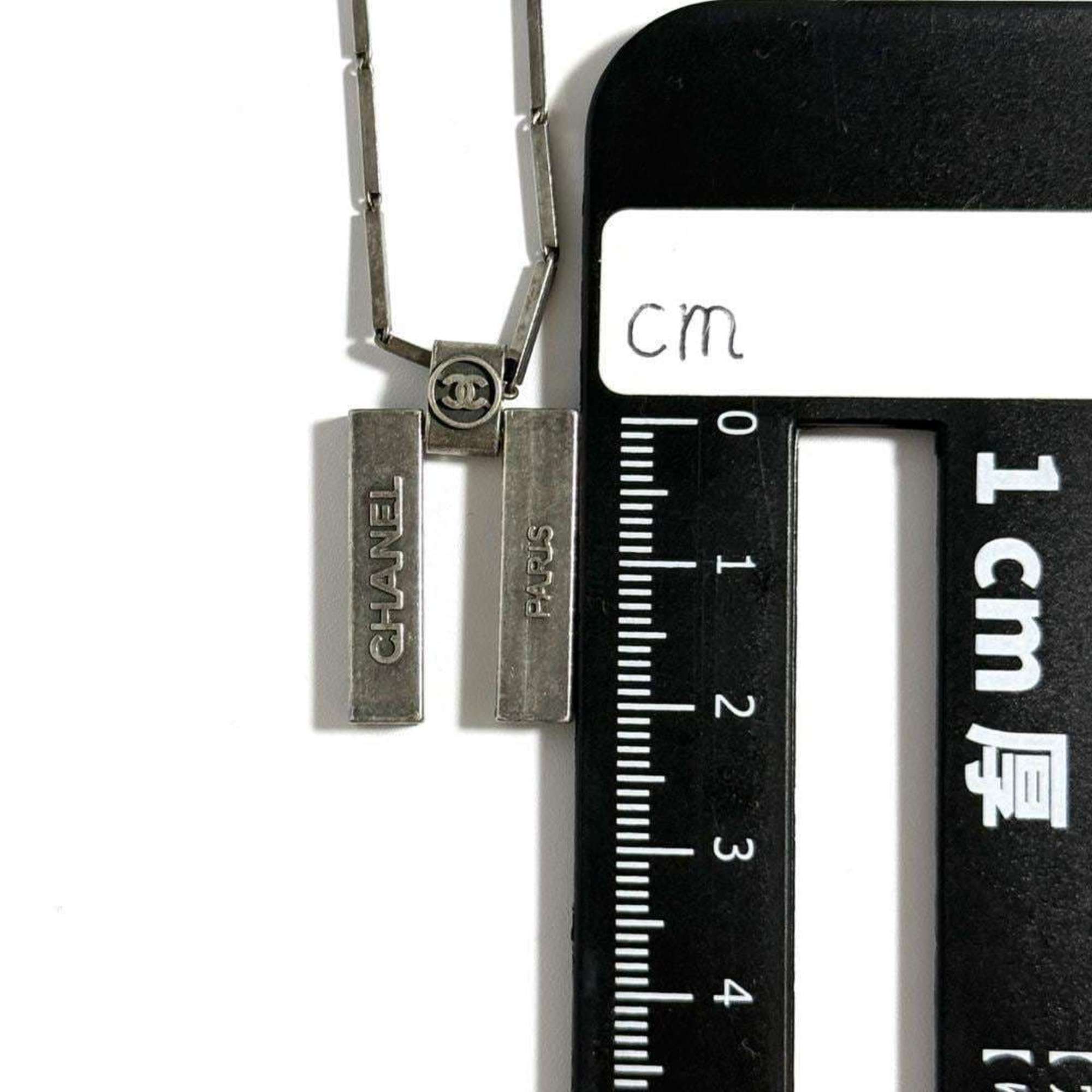 Pendant Necklace Metal