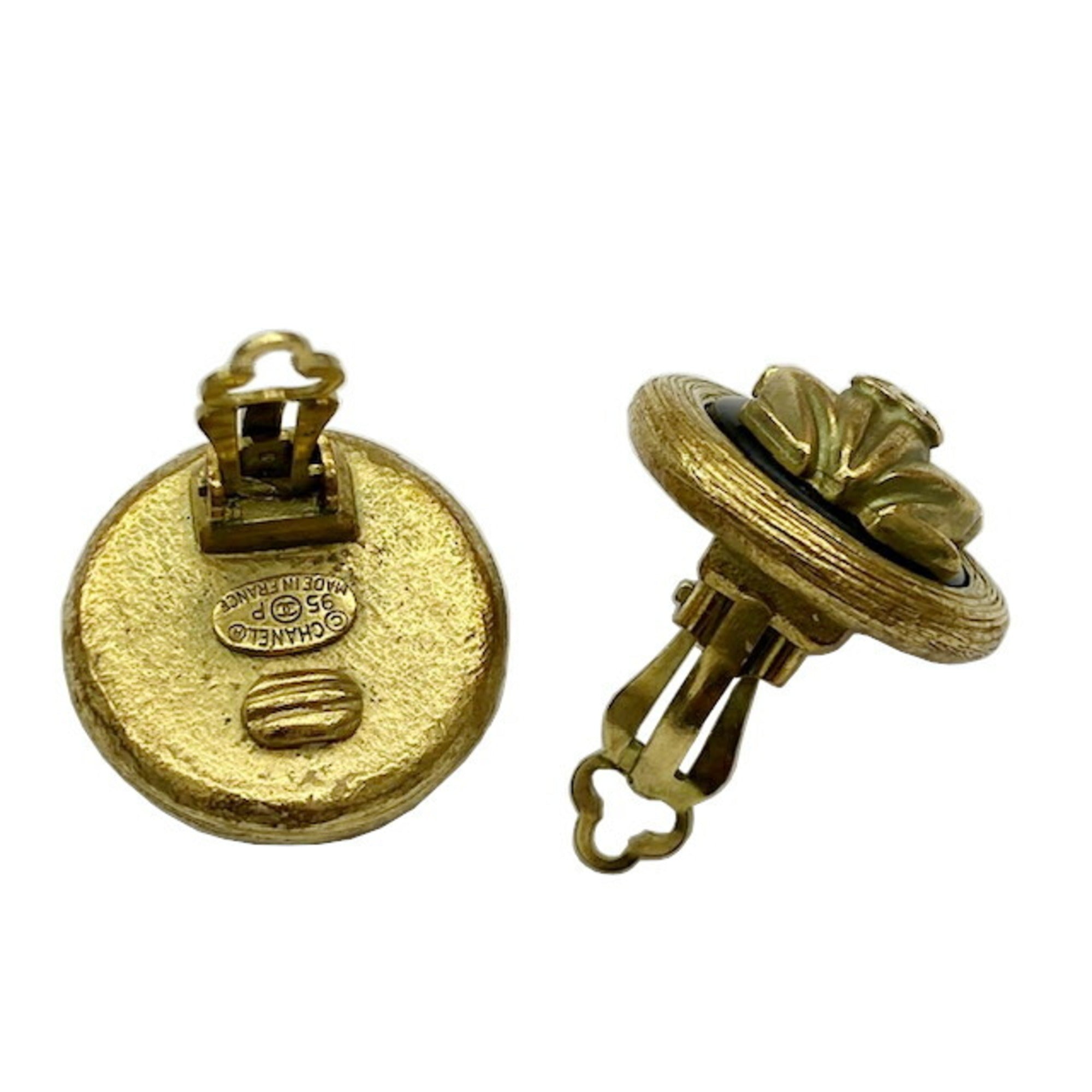 CC Logo Clip-On Earrings Metal Gold-Tone Metal