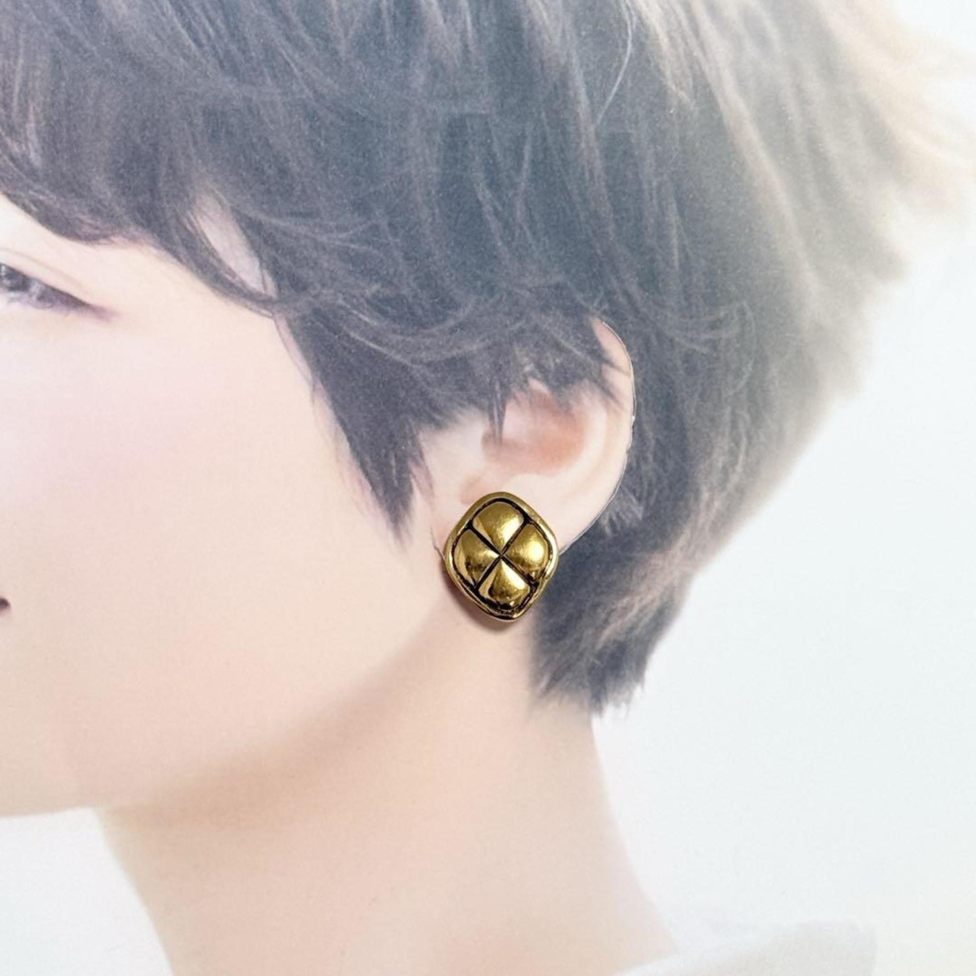 Clip-On Earrings Metal