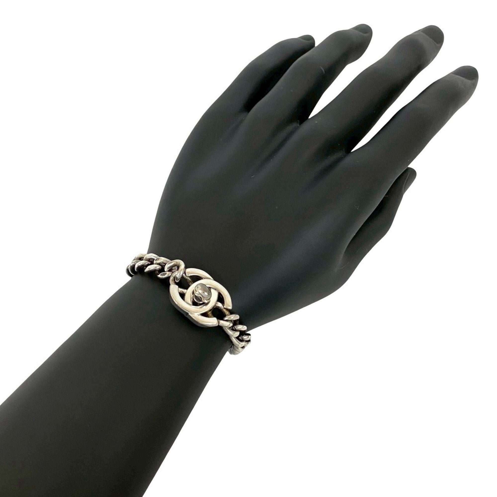 CC Logo Turnlock Chain Bracelet Silver-Tone Metal