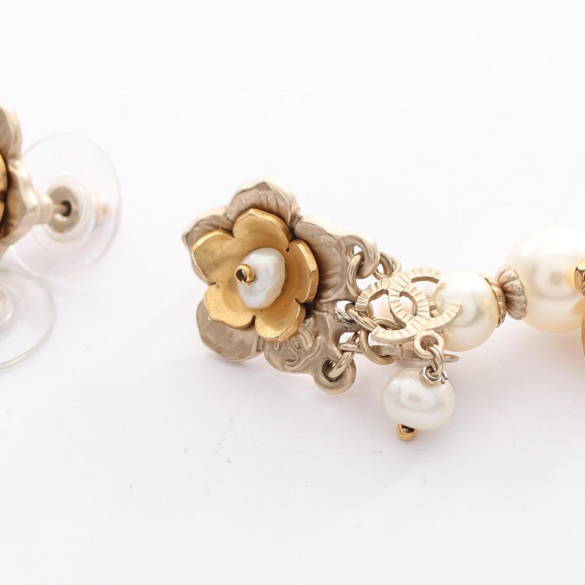 CC Logo Earrings Metal