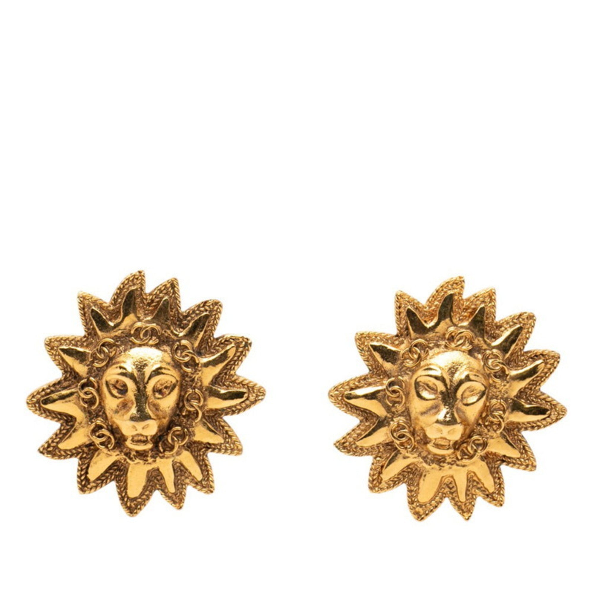 CC Logo Clip-On Earrings Metal Gold-Tone Metal
