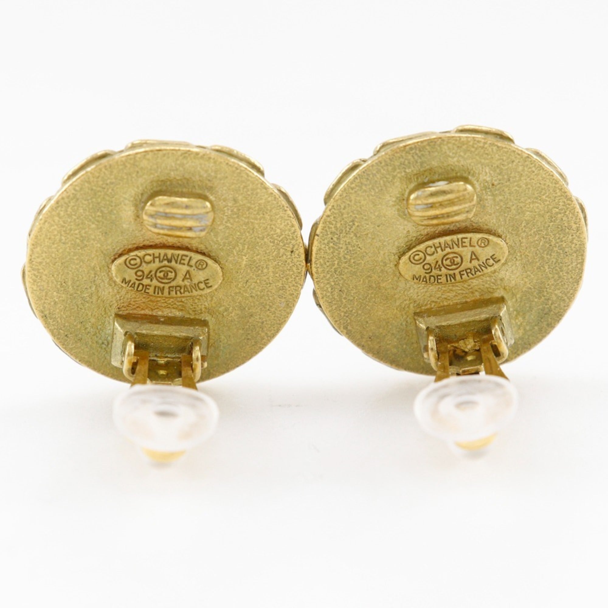 CC Logo Clip-On Earrings Metal Gold-Tone Metal