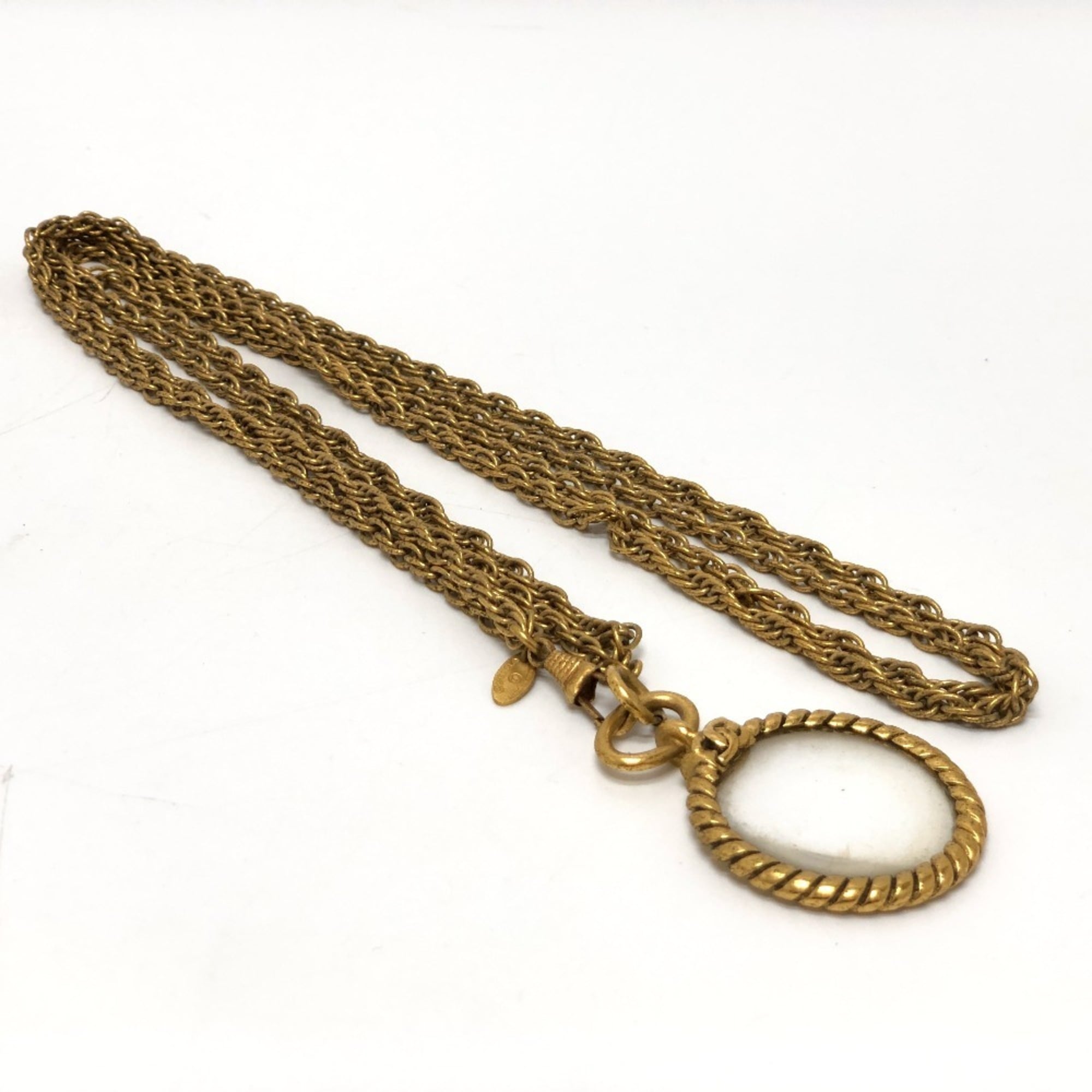 Vintage Magnifying Glass Pendant Necklace Metal Gold