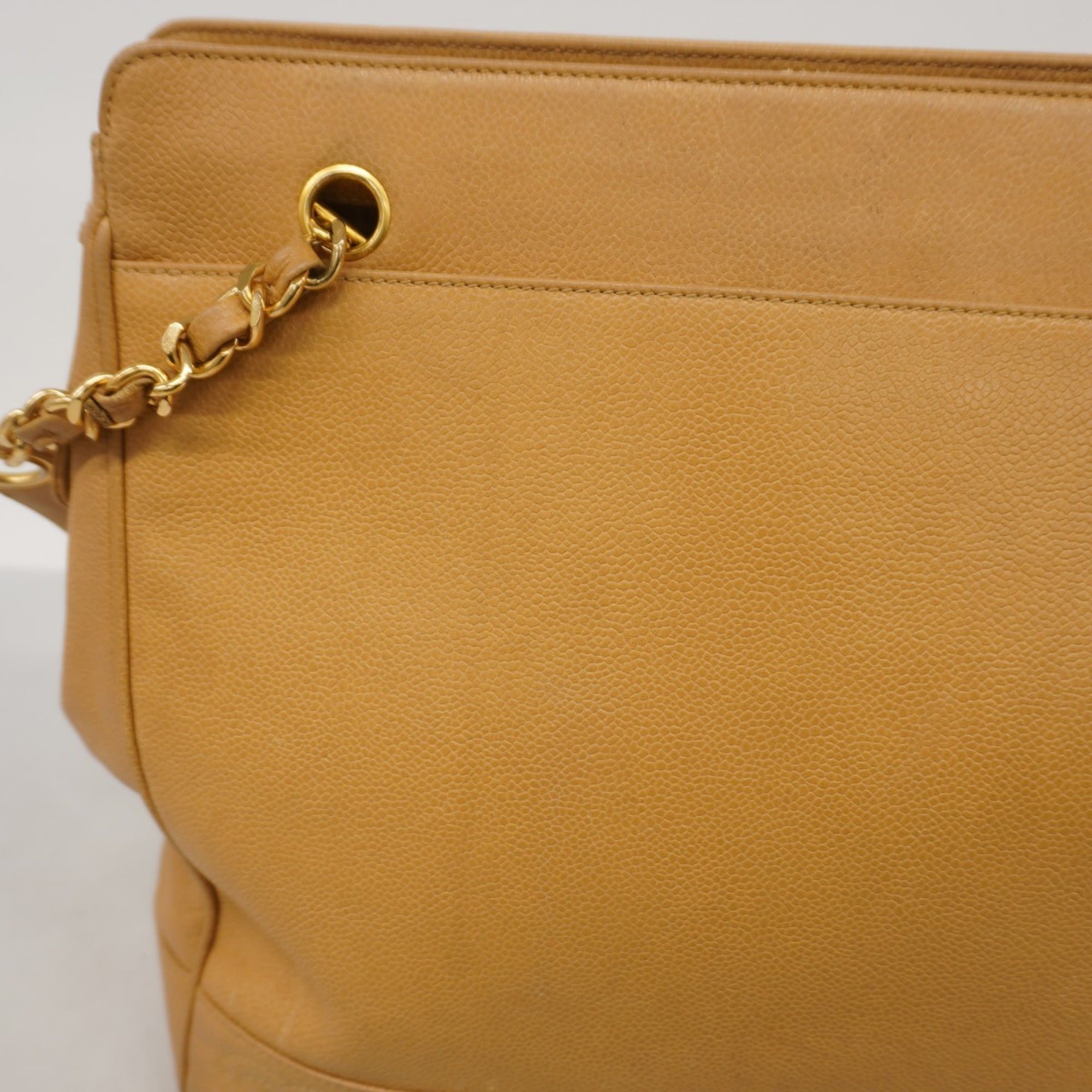 Vintage Stitched CC Shoulder Bag Caviar Medium